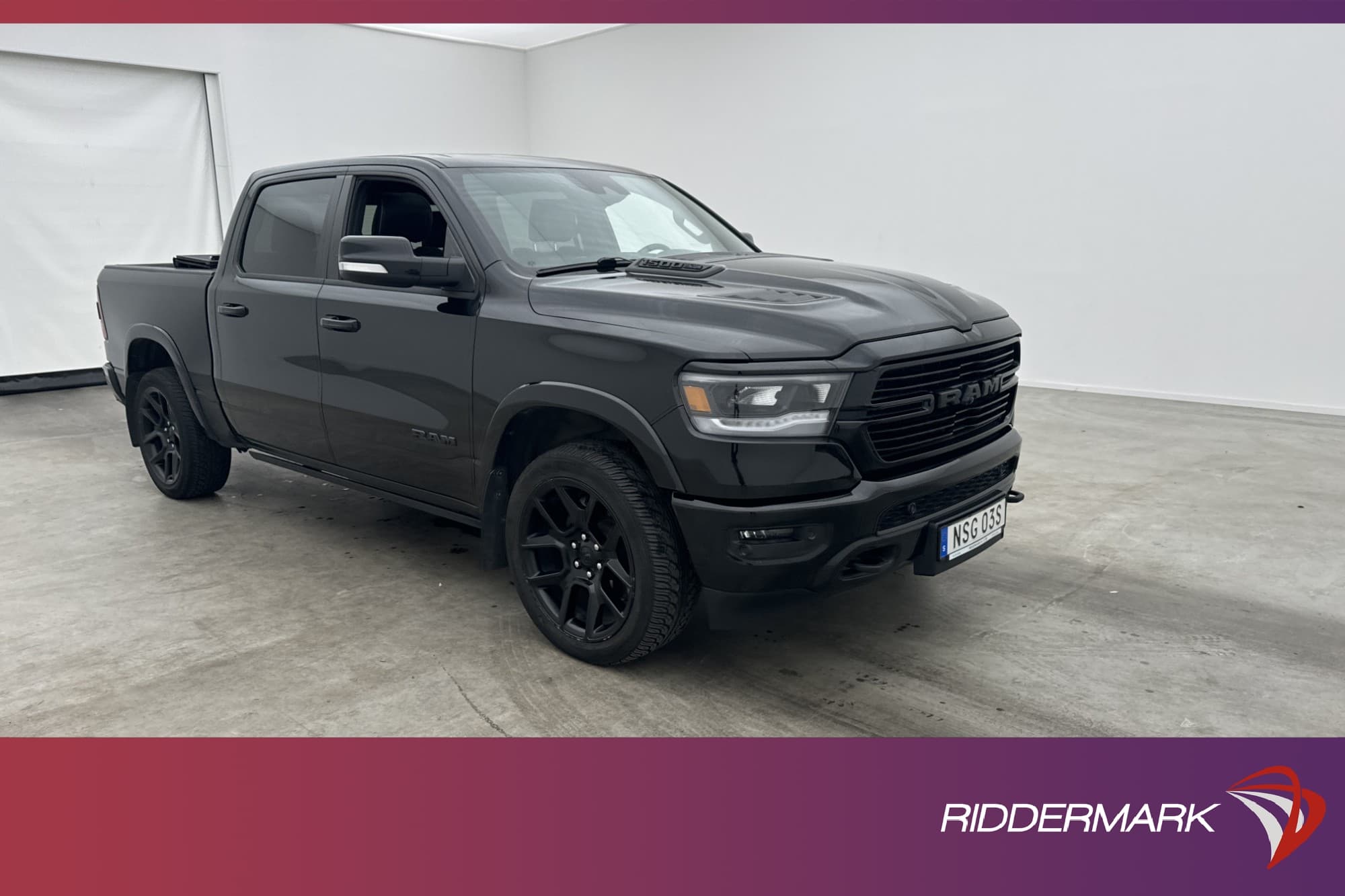 Dodge RAM Laramie Night 5.7