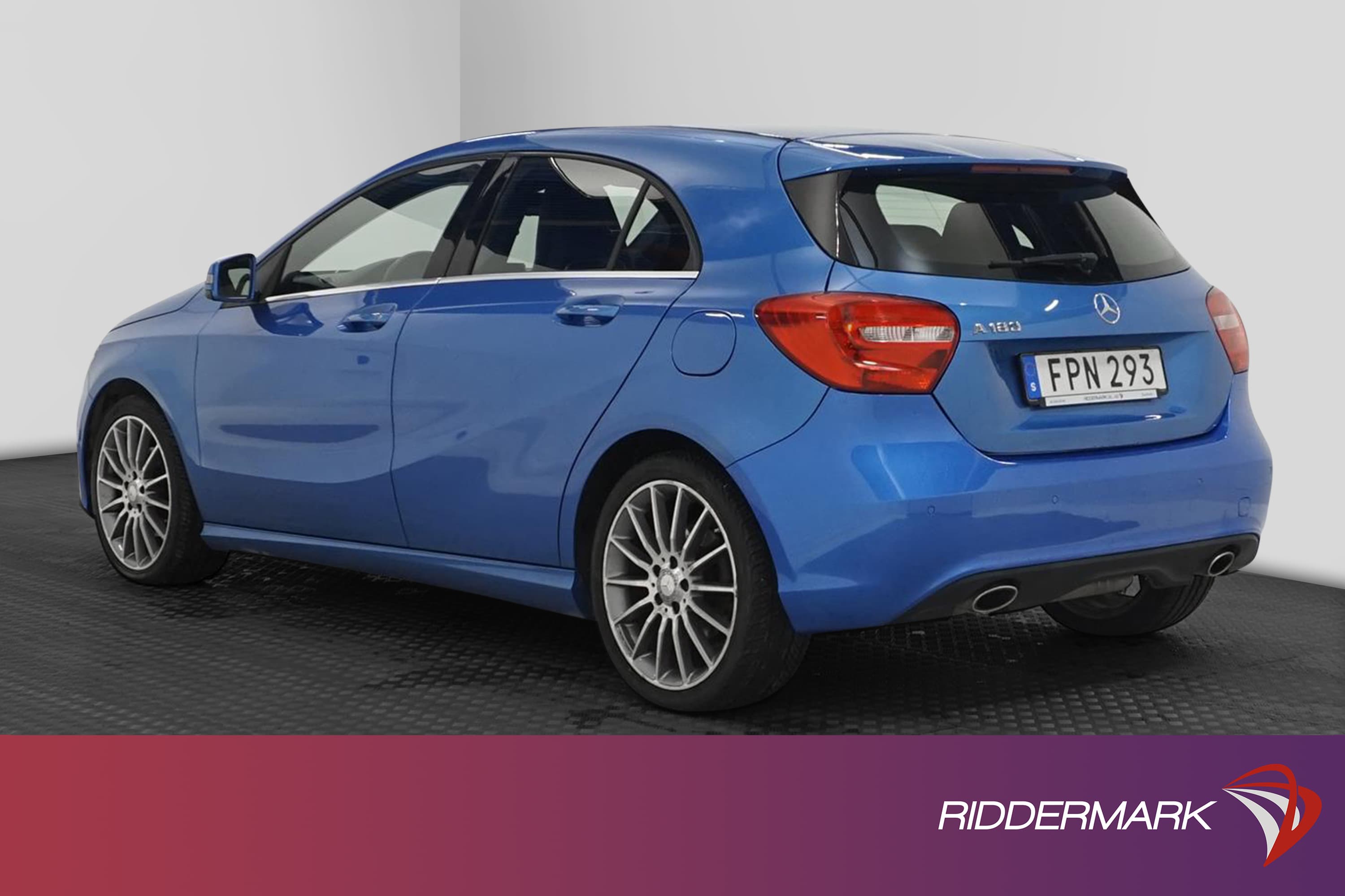 Mercedes-Benz A 180 122hk Navi Sensorer AMG-fälgar 0,54l/mil