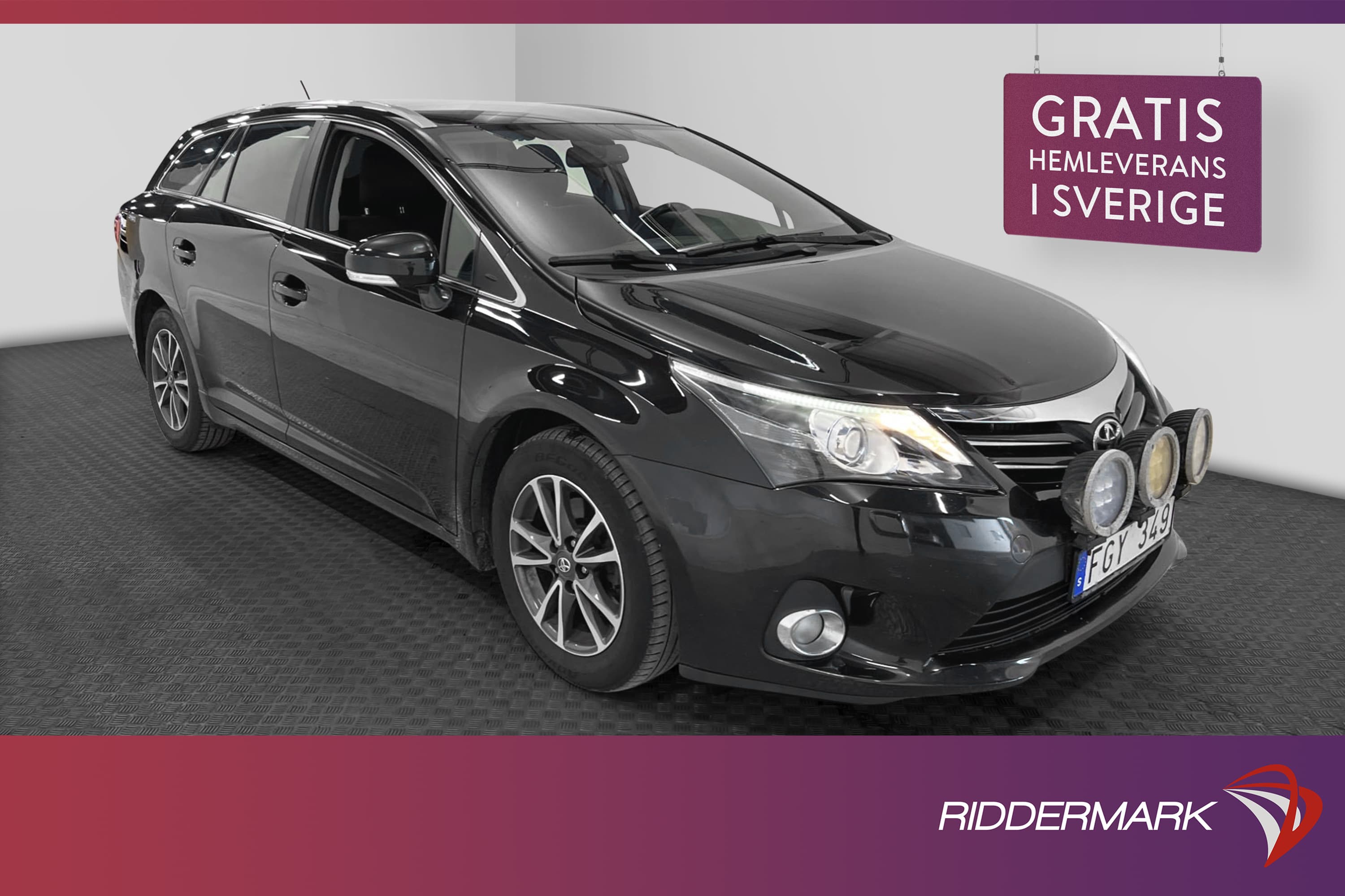 Toyota Avensis Kombi 2.0 D-4D 124hk B-kam Farthållare Drag