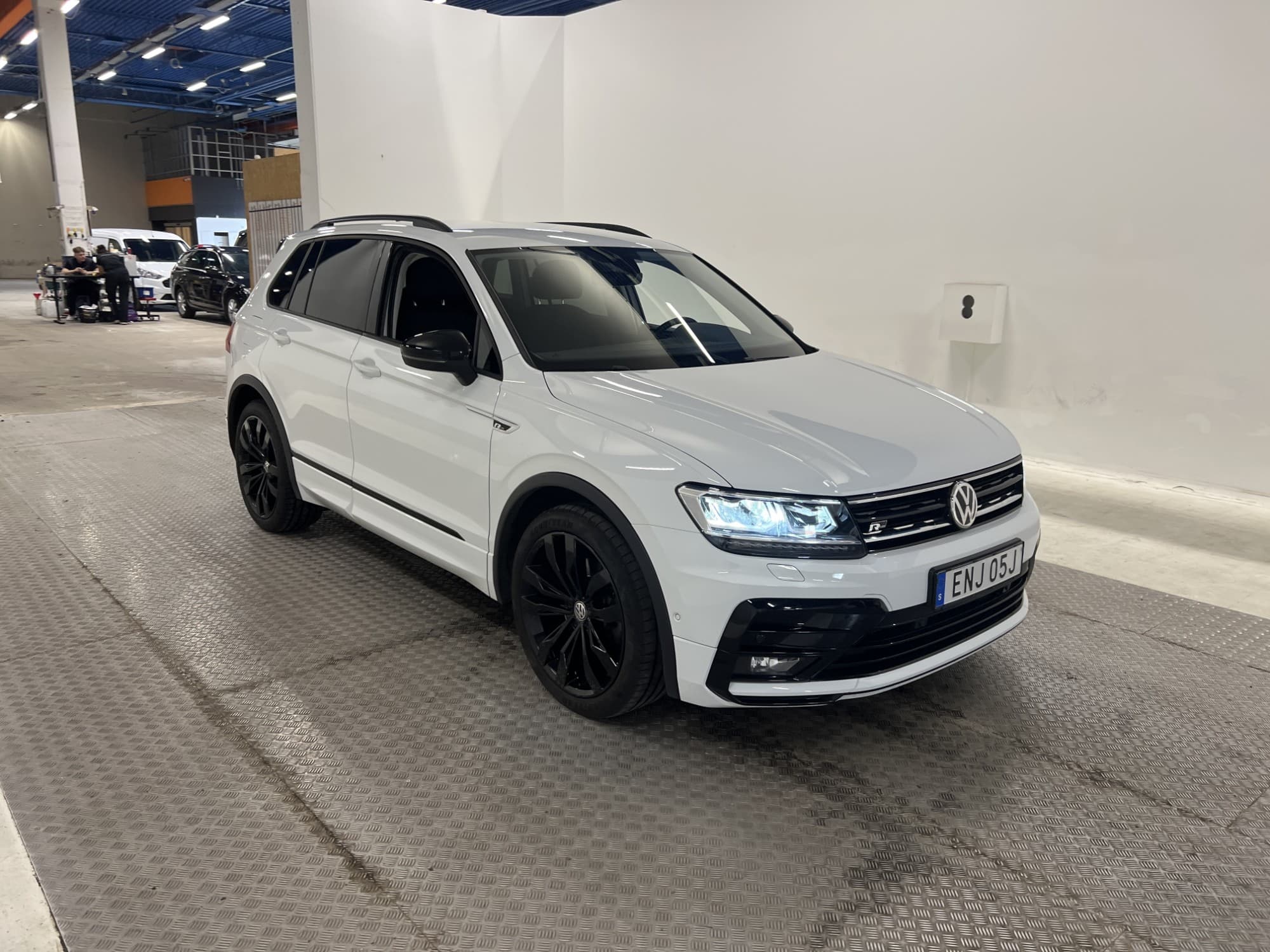 Volkswagen Tiguan 190h 4M