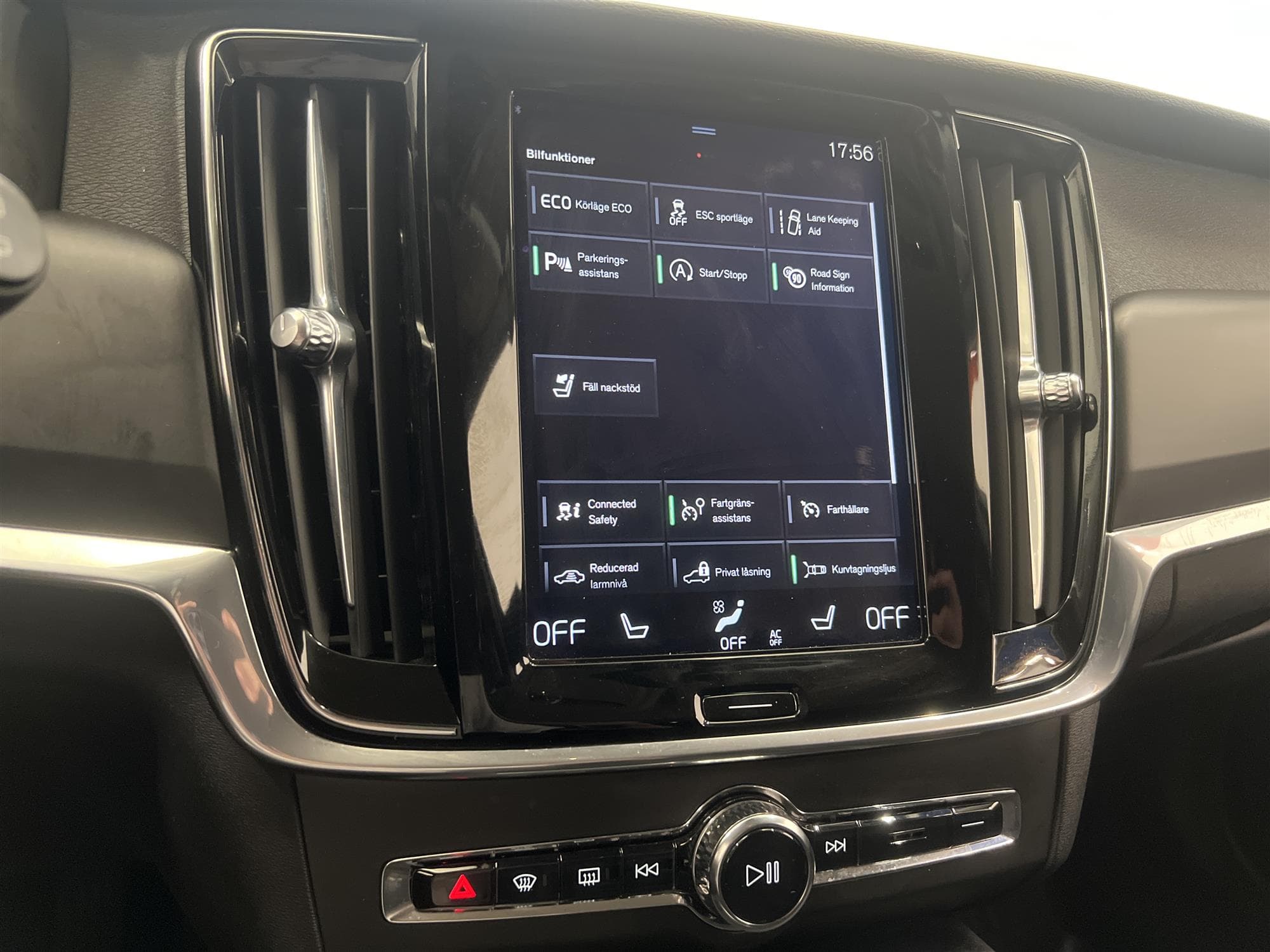 Volvo V90 D3 150hk Kinetic VOC P-värm Drag Välserv 0,64l/mil