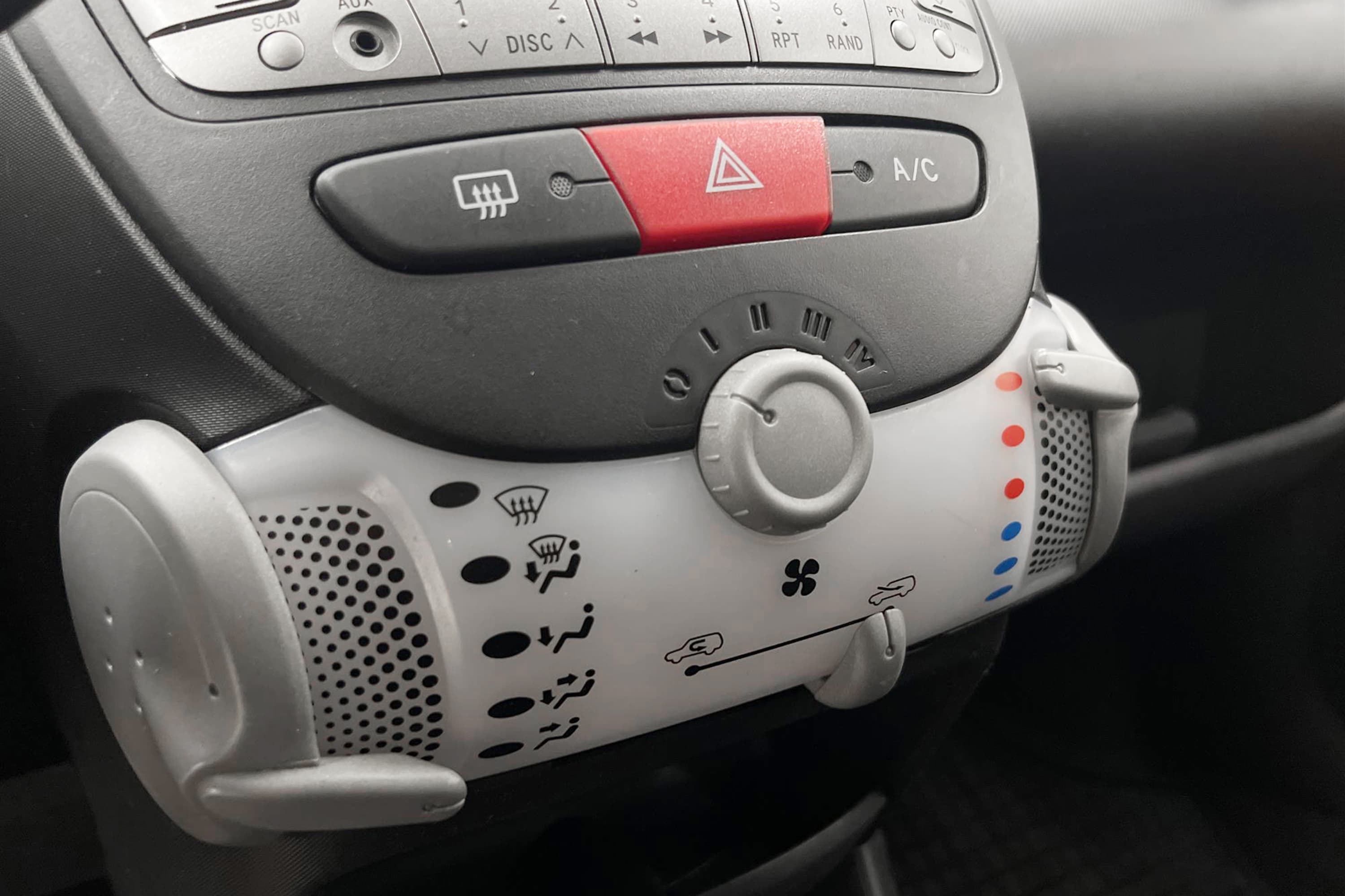 Citroën C1 5-dörrar 1.0 69hk Låg Skatt Nyservad 0,43l/mil