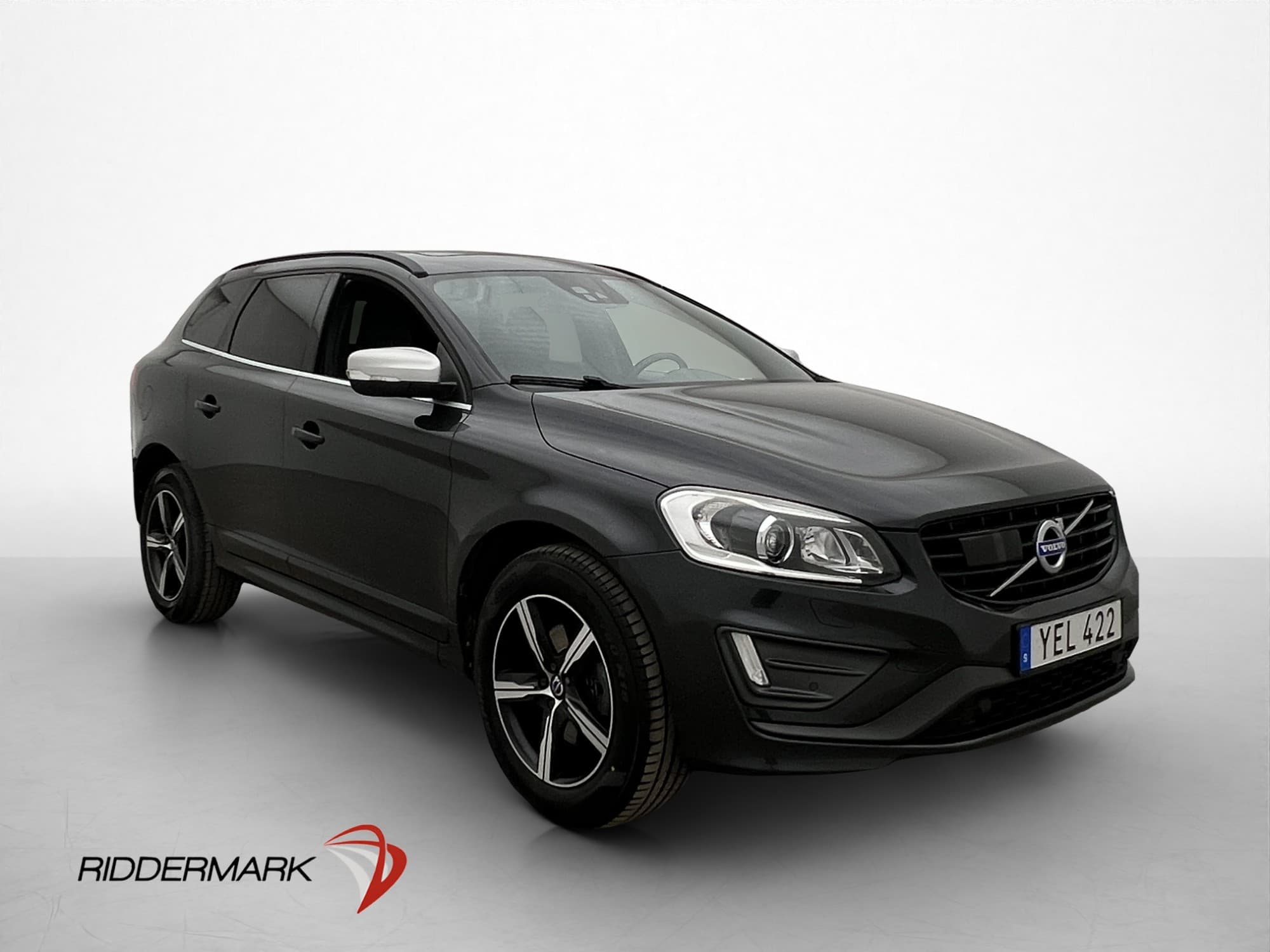 Volvo XC60 D4 AWD 190hk R-Design Pano Värm Blis Kamera Drag