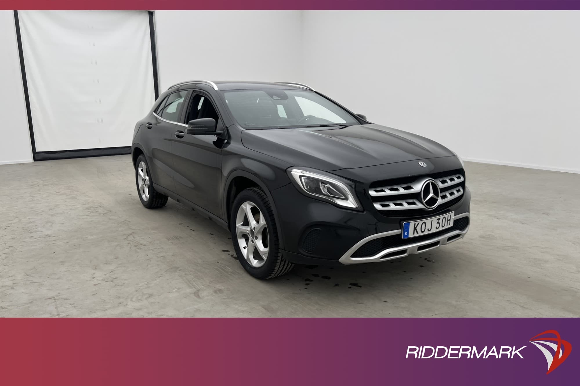 Mercedes-Benz GLA 180 122hk