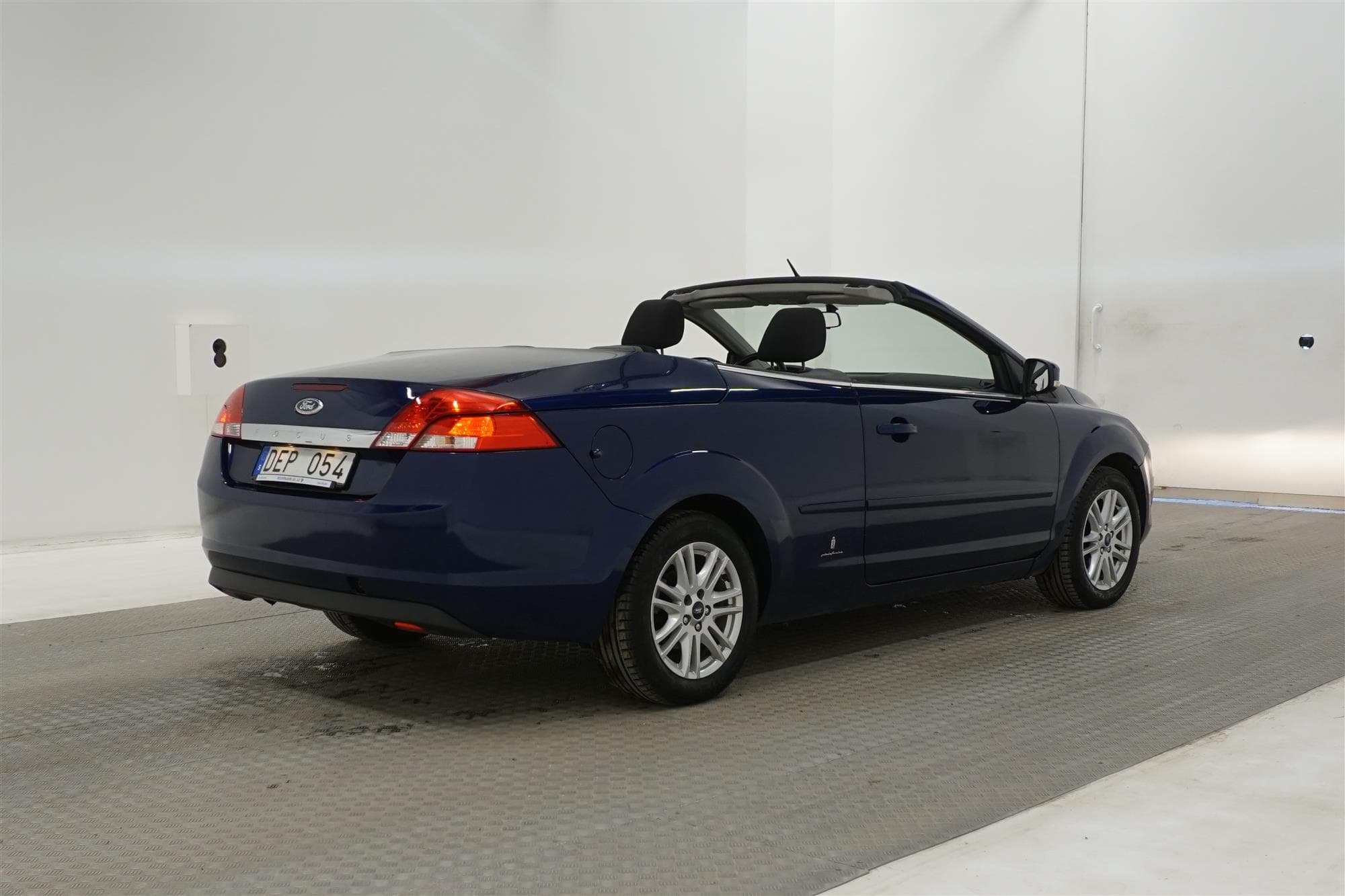 Ford Focus CC 1.6 100hk Luxury Låg Skatt 