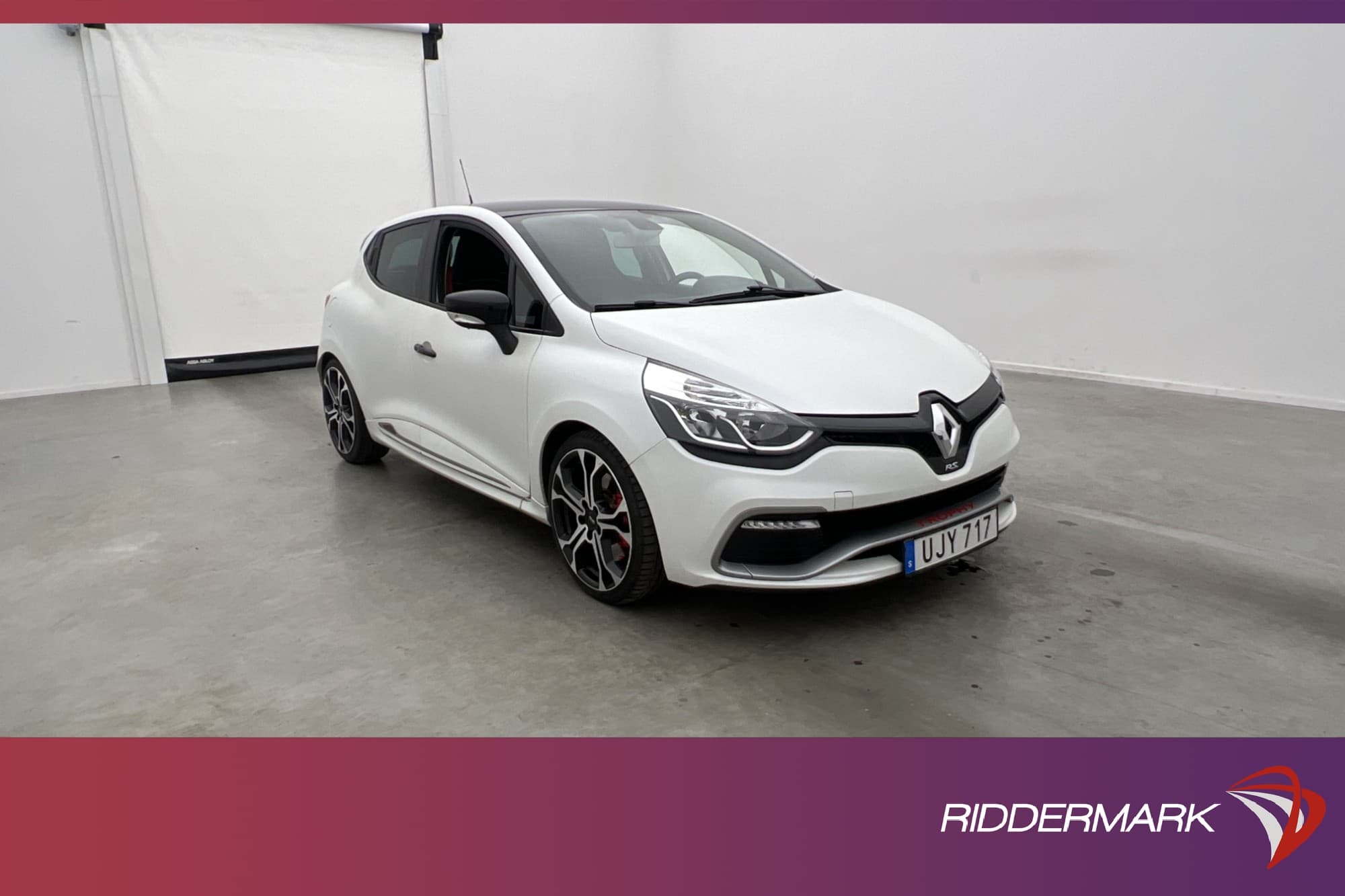 Renault Clio RS 220hk