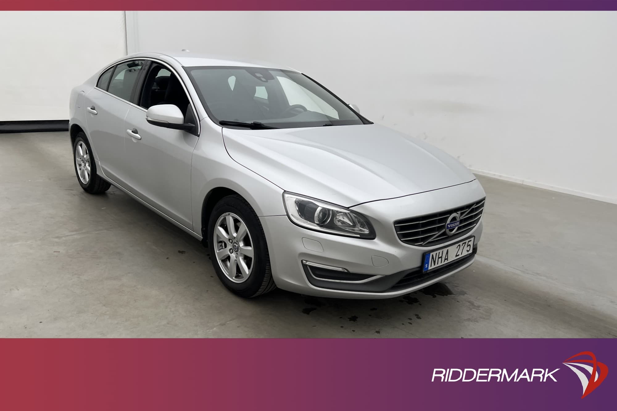 Volvo S60 T3 Momentum VOC Värmare P-Sensorer Halvskinn
