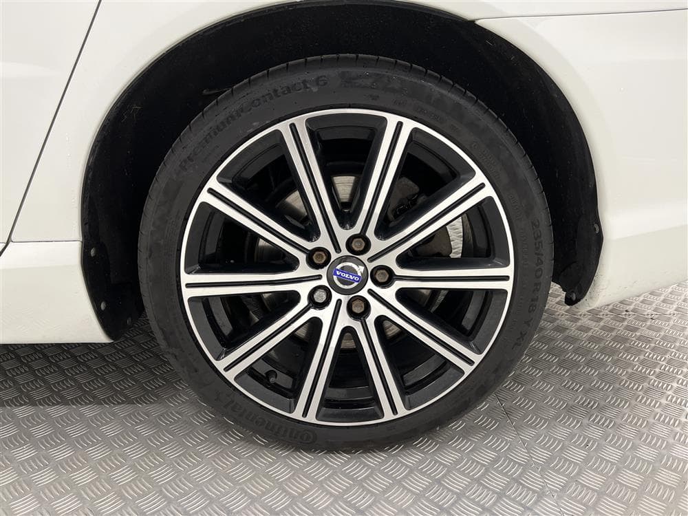 Volvo V70 II D4 AWD 181hk Dynamic Edt Momentum Classicinteriör