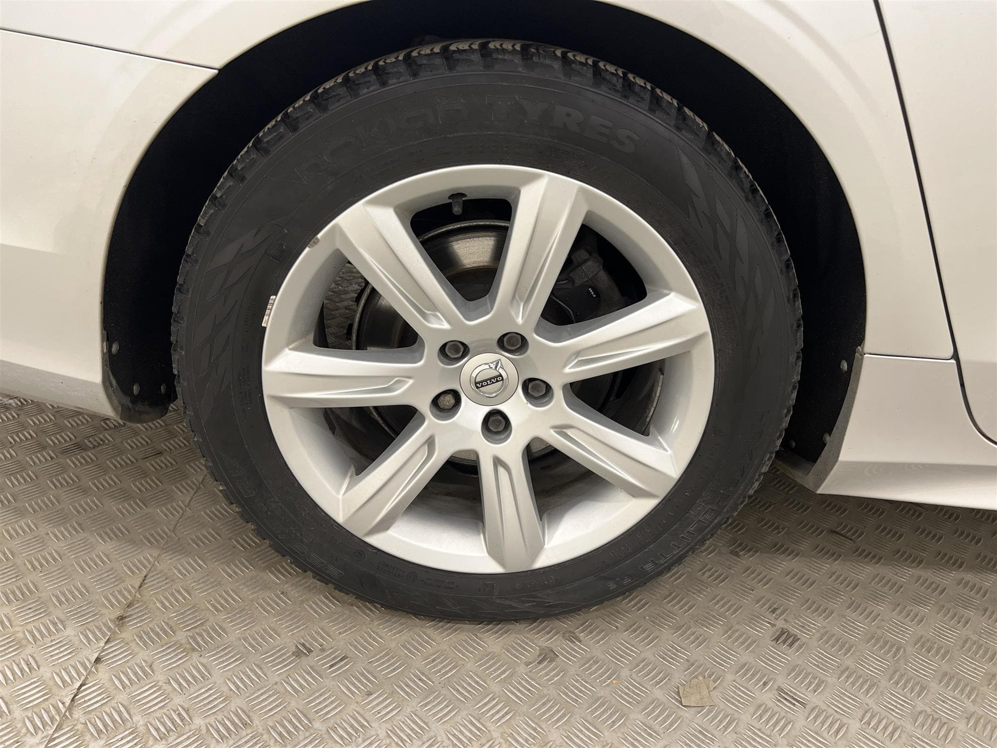 Volvo S90 D4 190hk Voc D-Värmare Dragkrok Keyless Navi BLIS