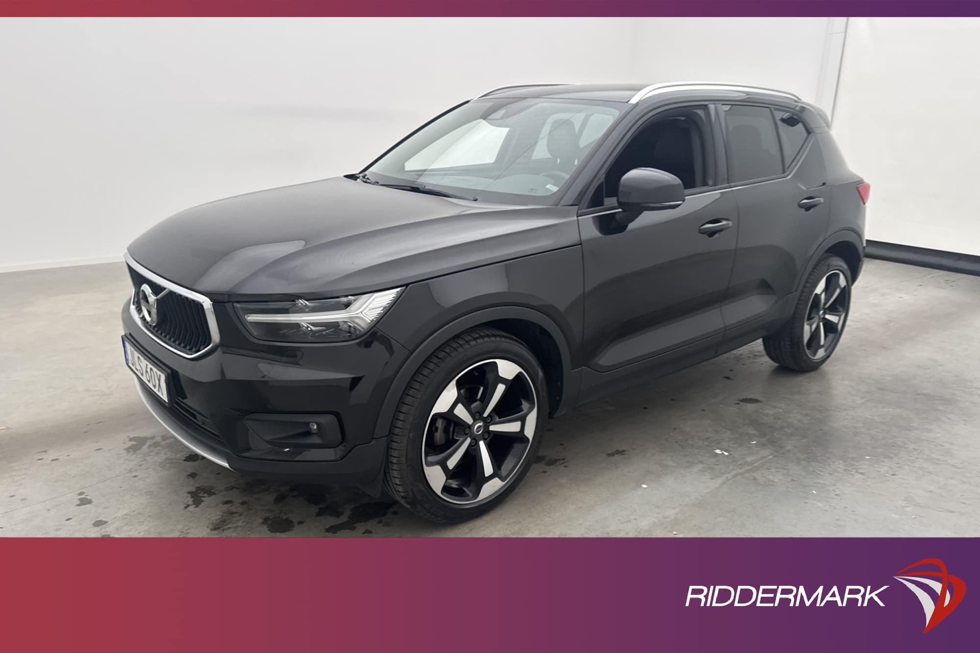 Volvo XC40 D3 150hk Momentum VOC Värmare Keyless Halvskinn