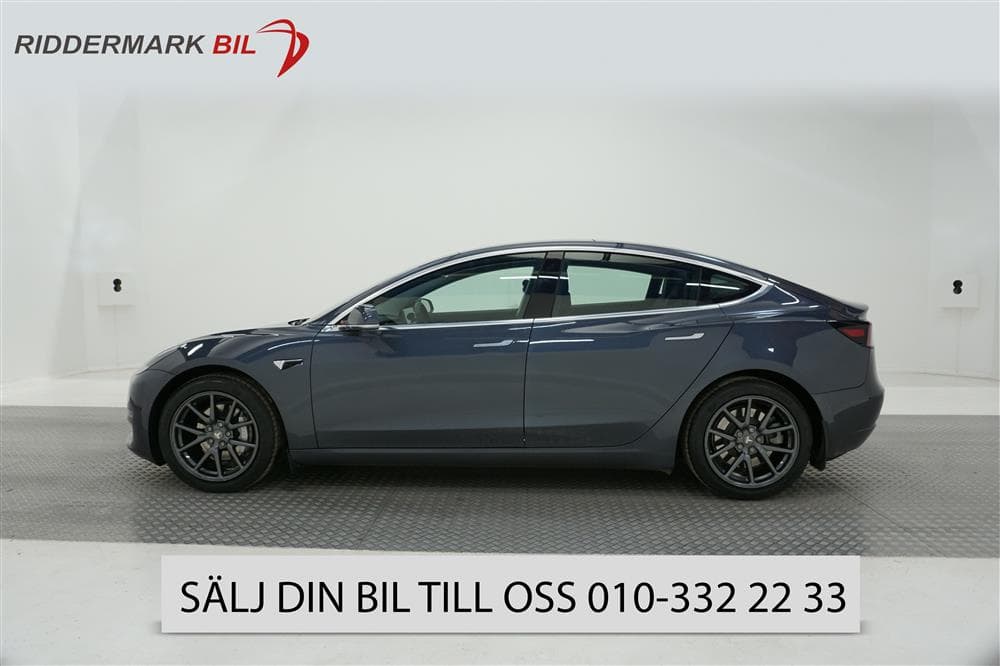 Tesla Model 3 Long Range AWD 440hk Dragkrok Panorama AP