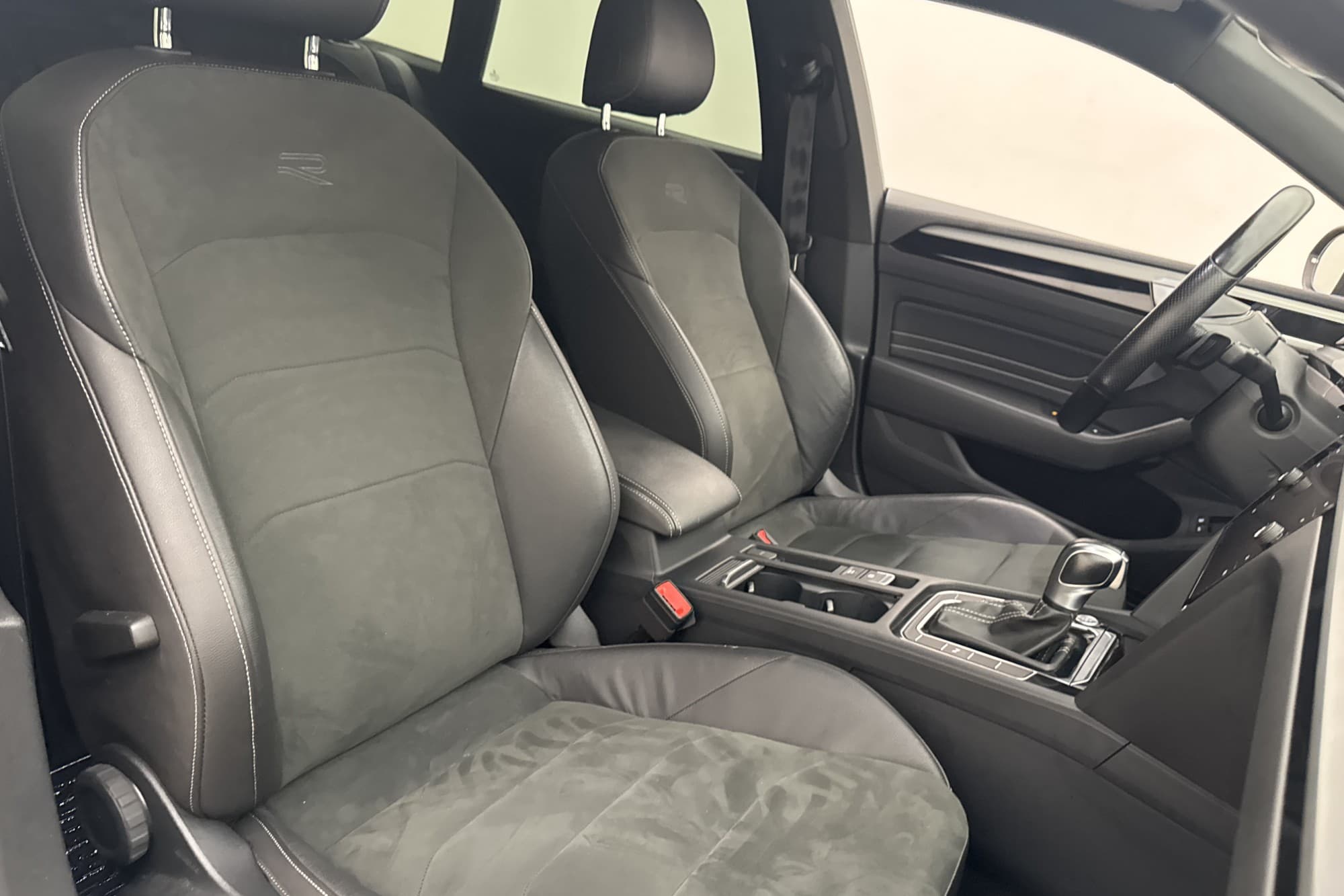Volkswagen Arteon eHybrid SB R-Line Cockpit Värmare Drag