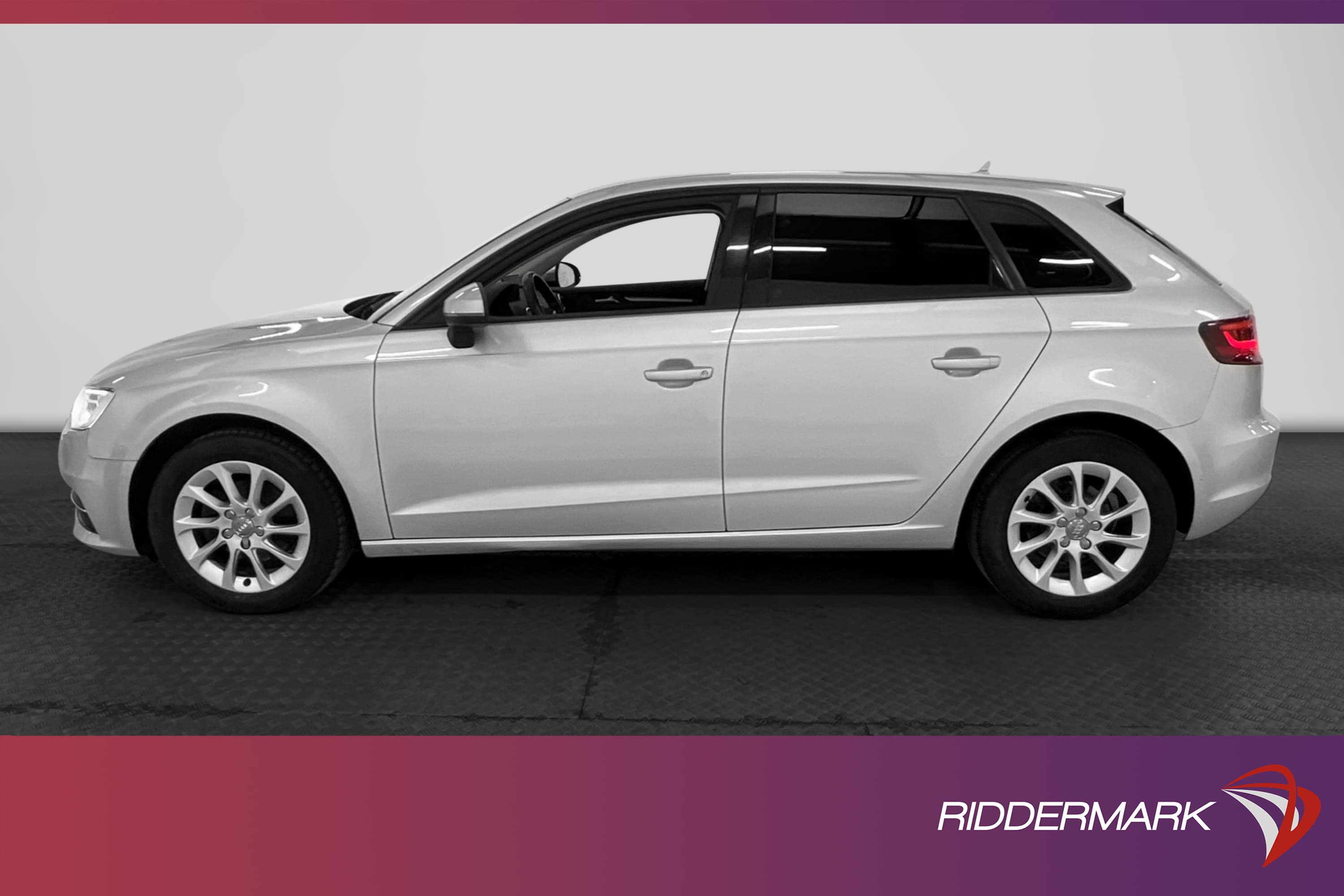 Audi A3 Sportback 105hk
