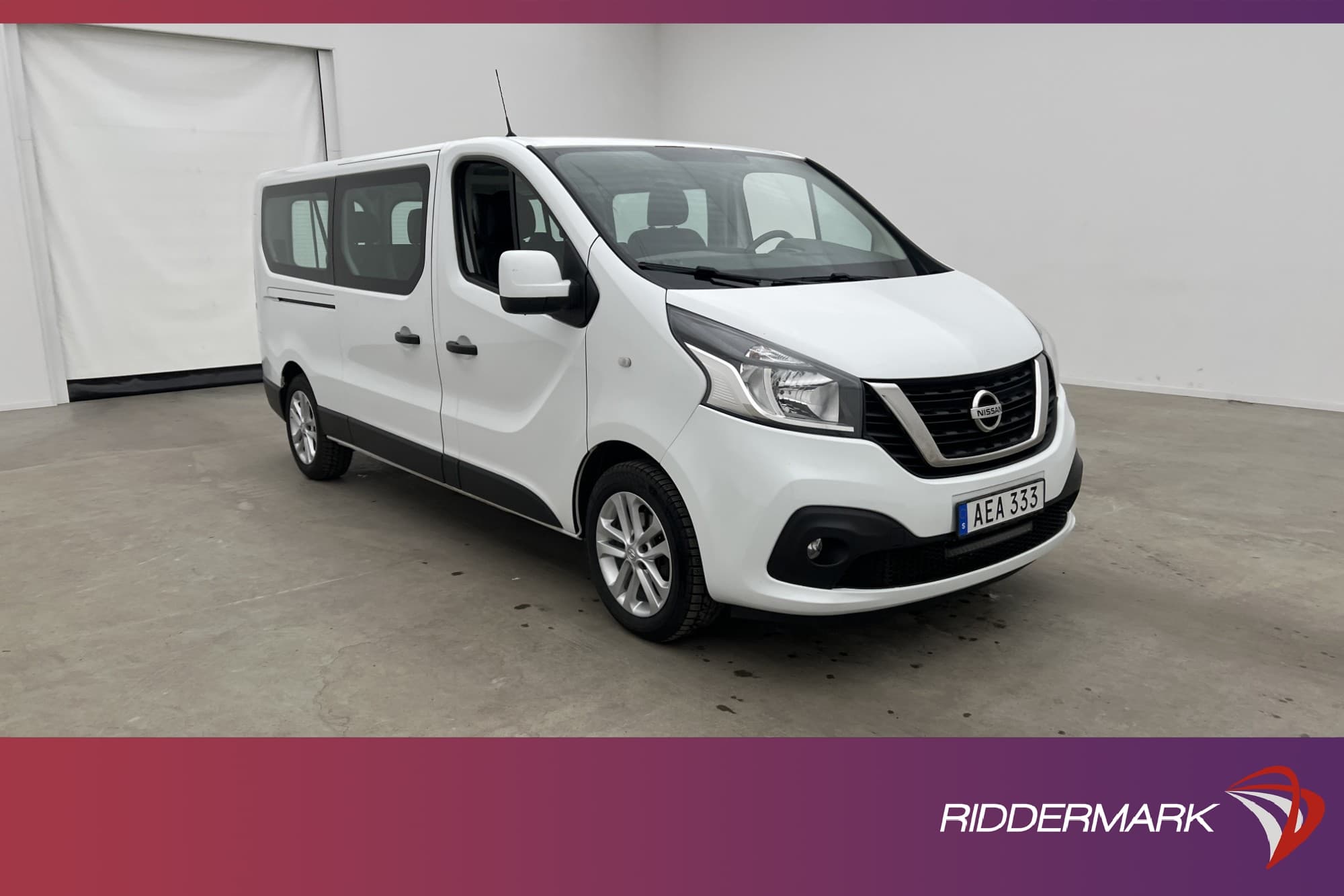 Nissan NV300 Kombi 145hk Värmare Dragkrok Farthållare 9-Sits