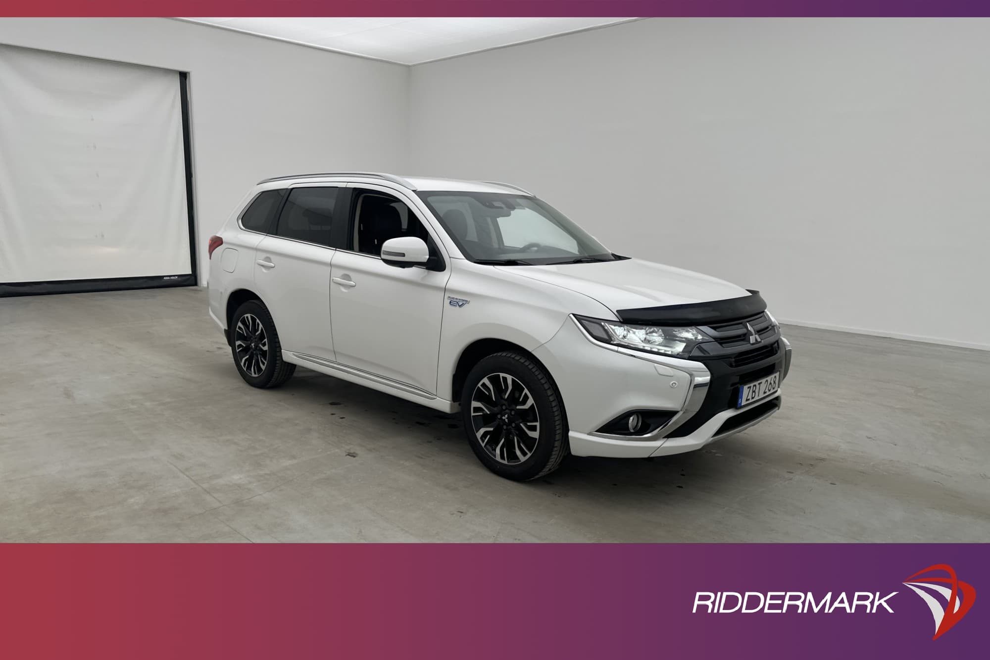 Mitsubishi Outlander PHEV 4WD 203hk