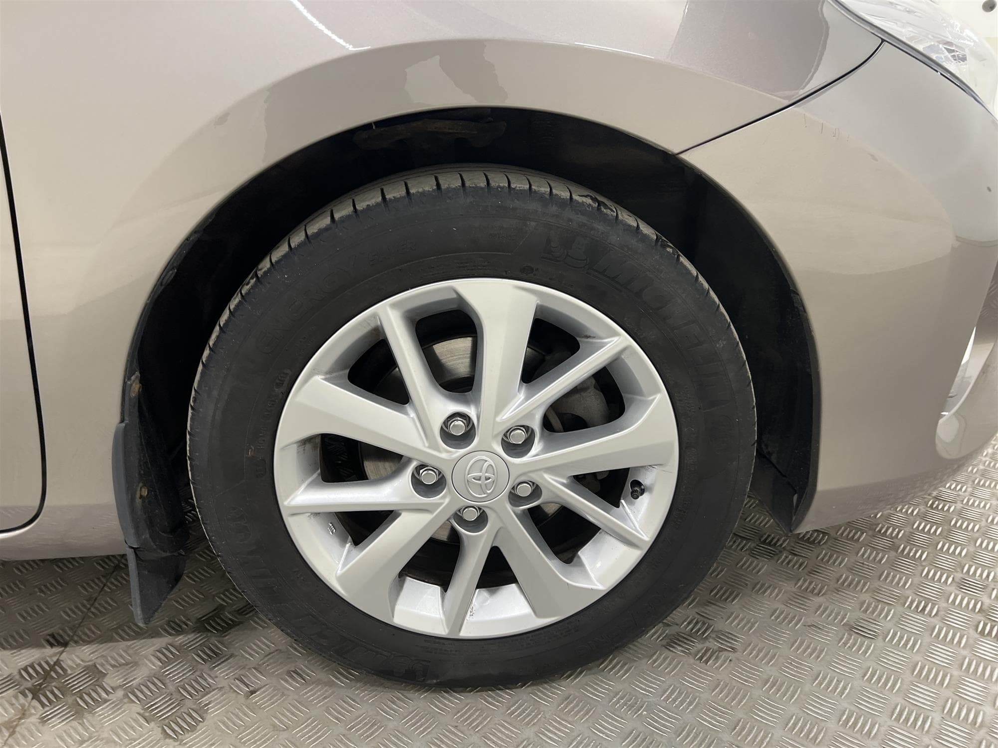Toyota Auris 1.6 132hk  2 Brukare Backkamera 0,48L/mil