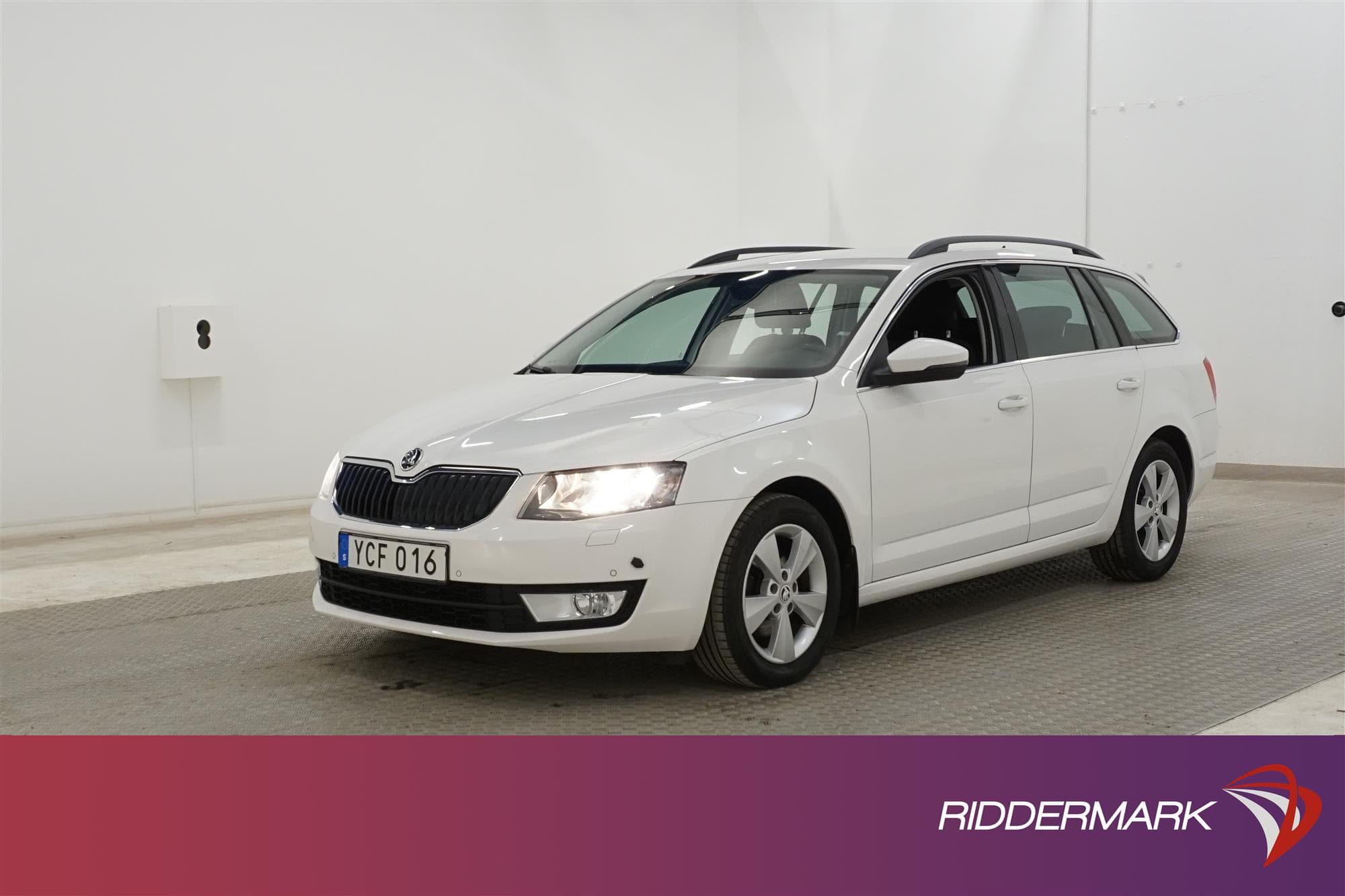 Skoda Octavia Kombi 1.6 TDI 110hk Värmare Sensorer 0,34l/mil