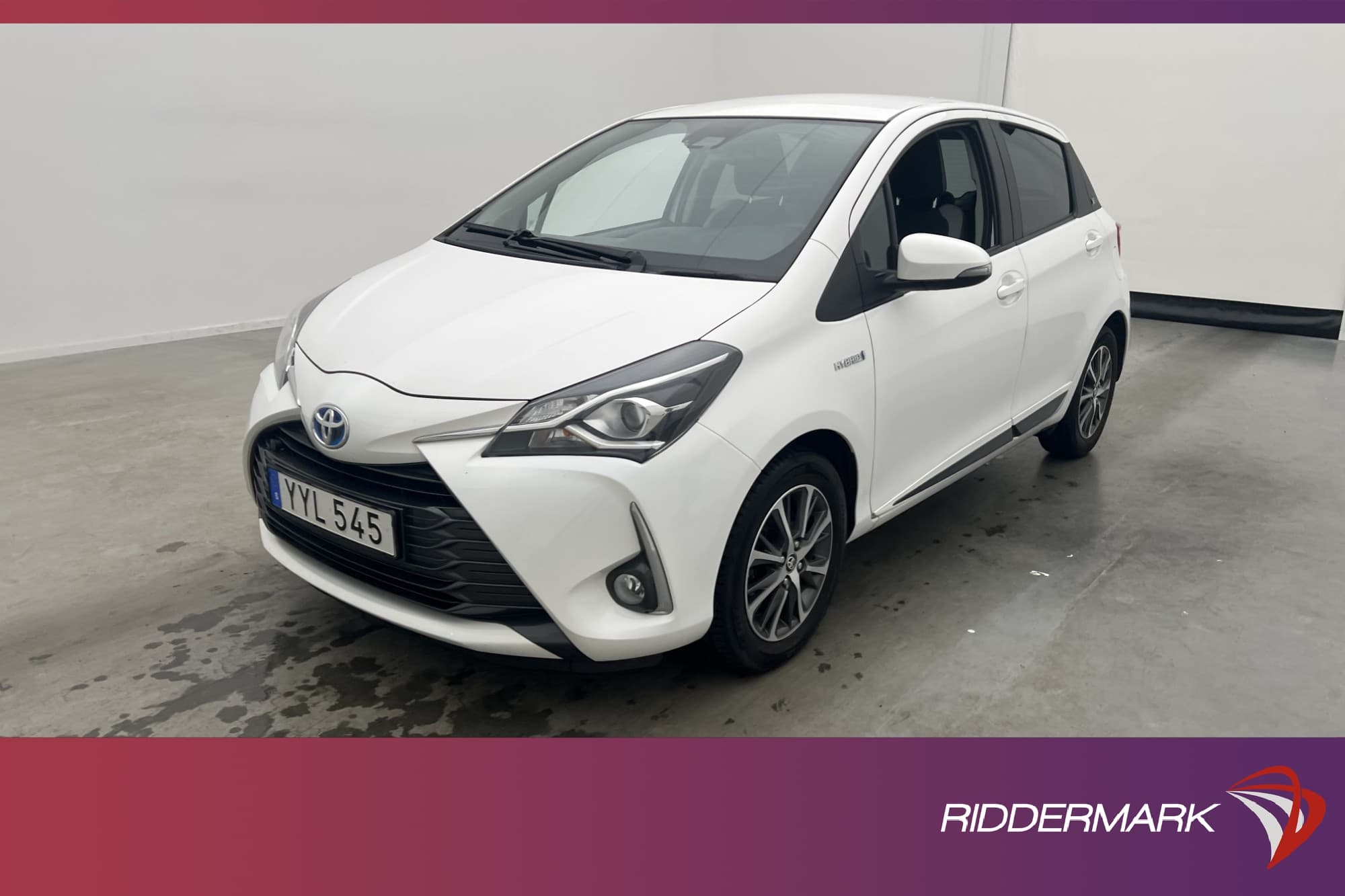 Toyota Yaris Hybrid 101hk