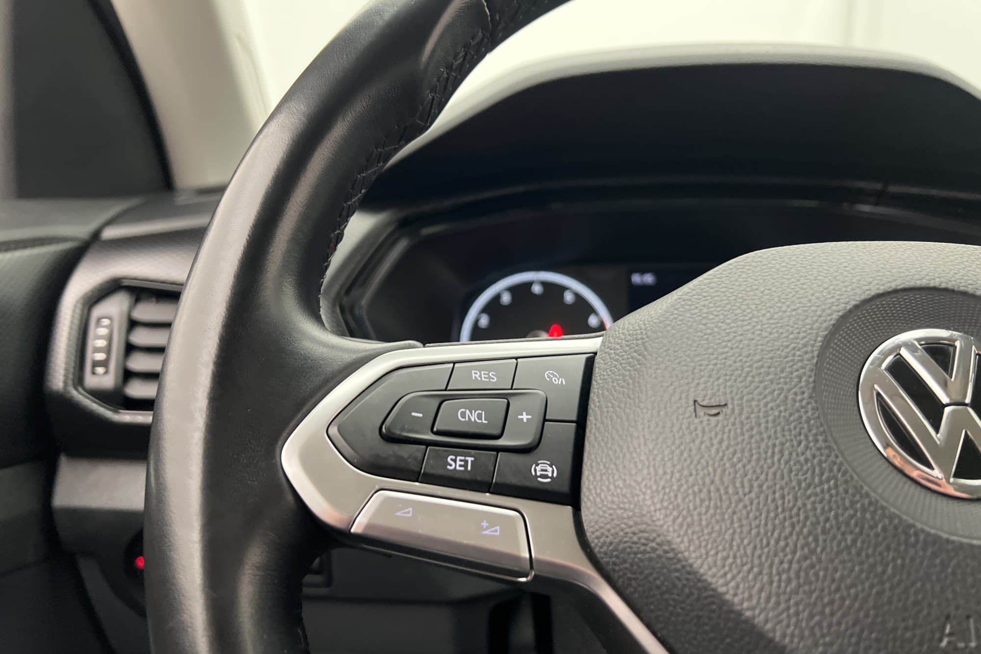 Volkswagen T-Cross 1.0 TSI 95hk Base Låg skatt 0,51L/mil