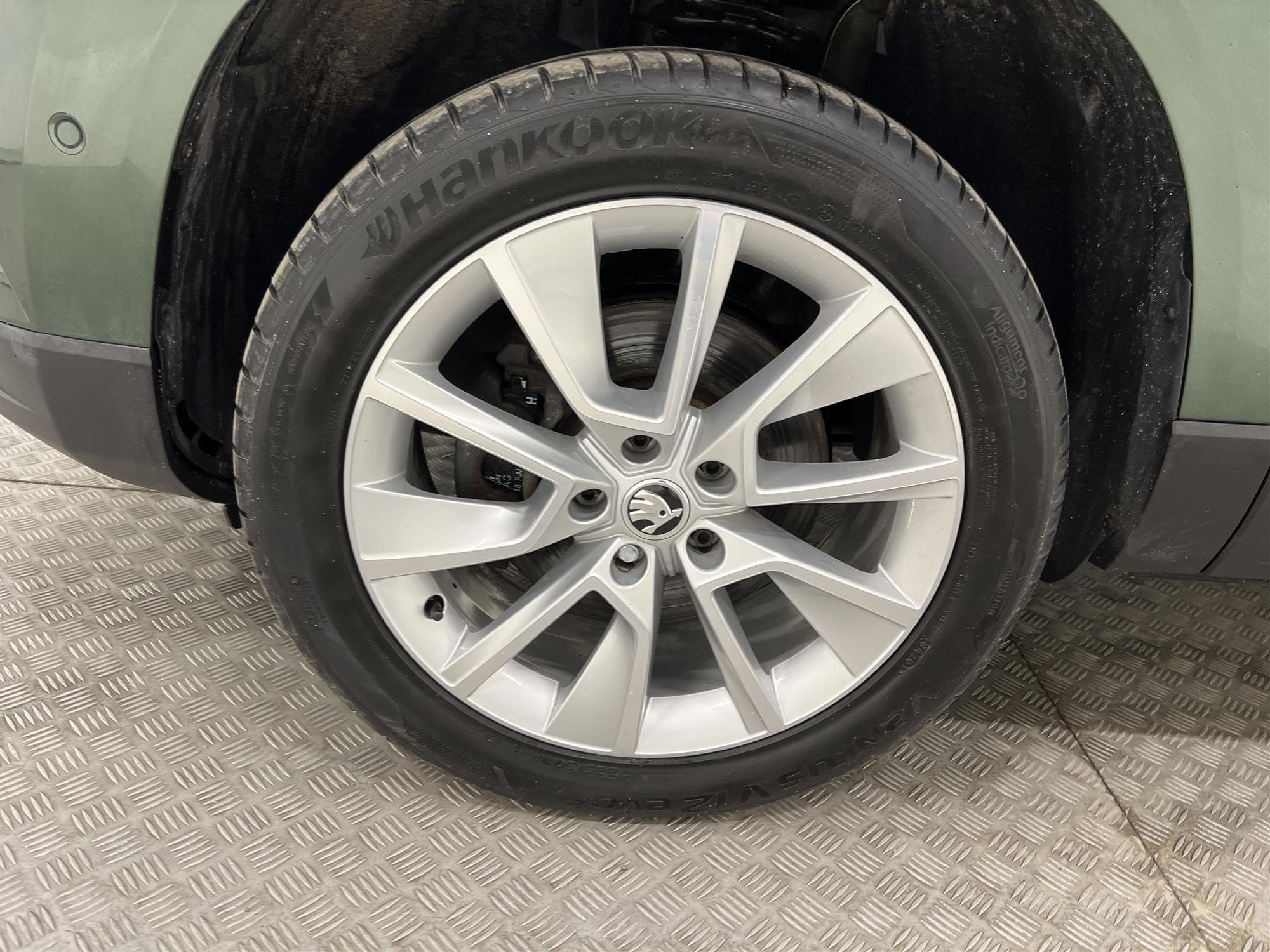 Skoda  Karoq 2.0 TDI 4x4 DSG 150hk Businessline D-Värm Drag 