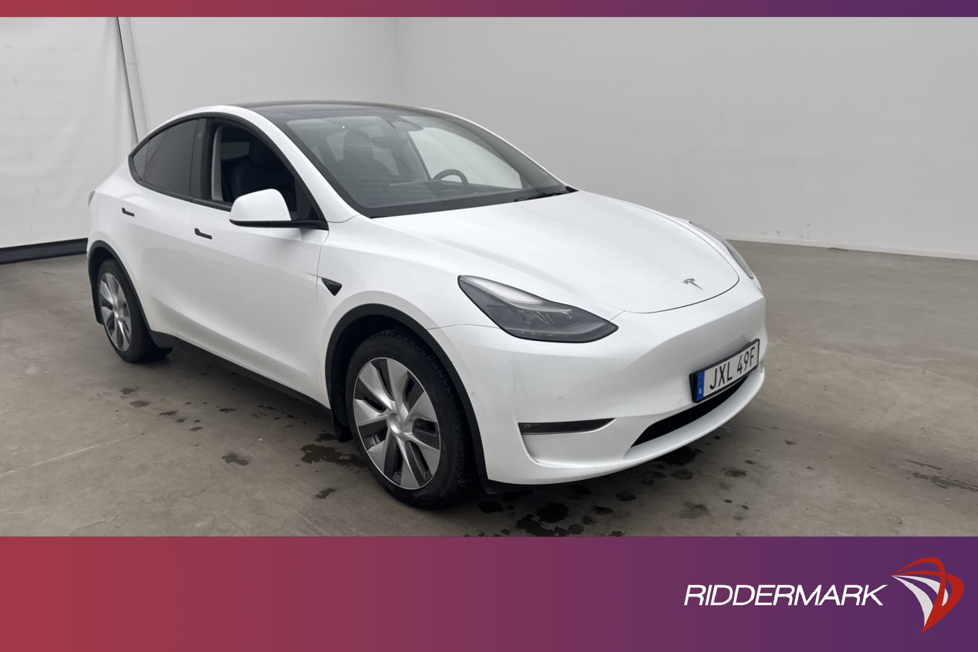 Tesla Model Y Long Range AWD Svensksåld Rattvärme AP