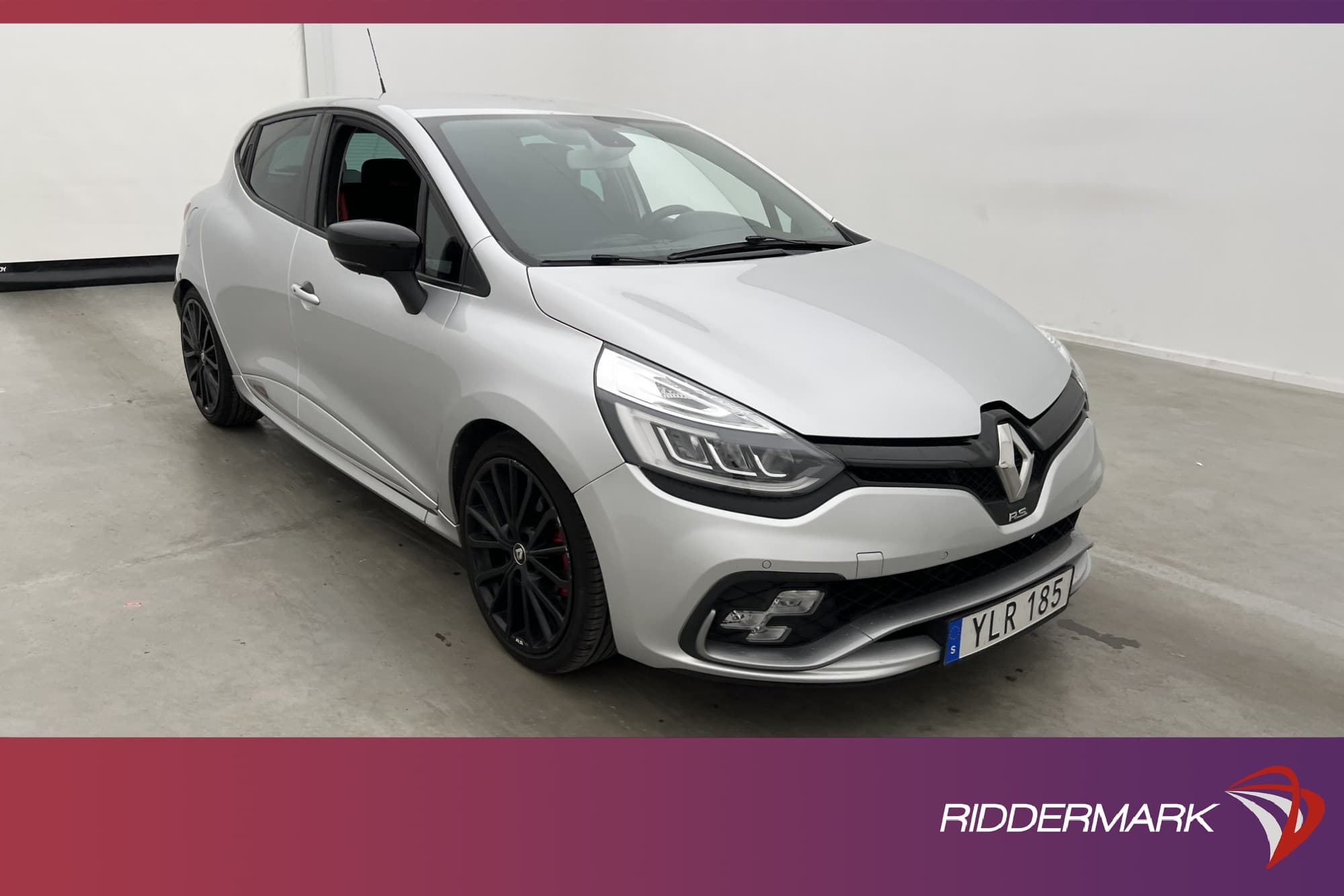 Renault Clio RS 220hk