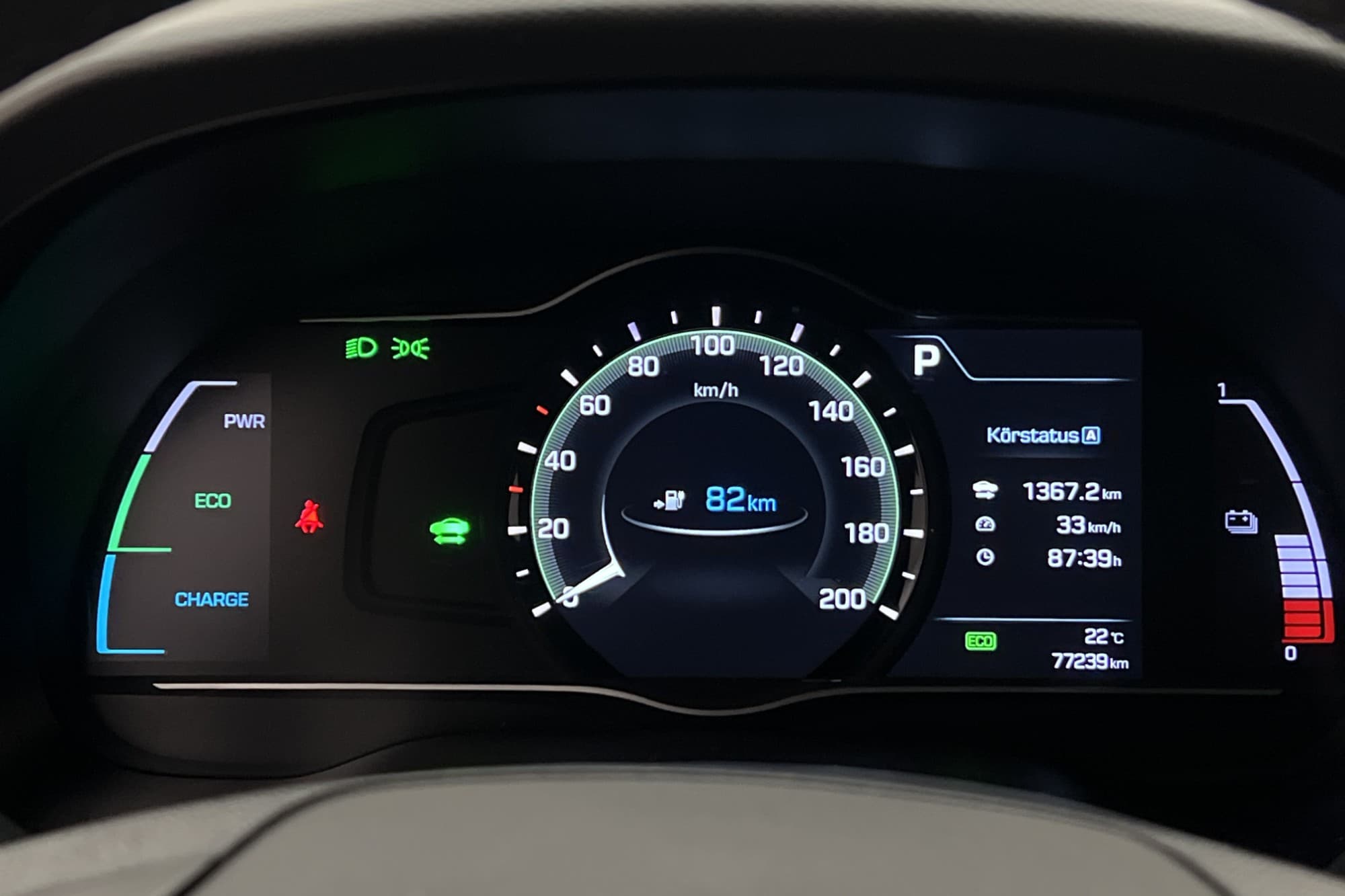 Hyundai Ioniq Electric 28 kWh 120hk Infinity Kamera CarPlay