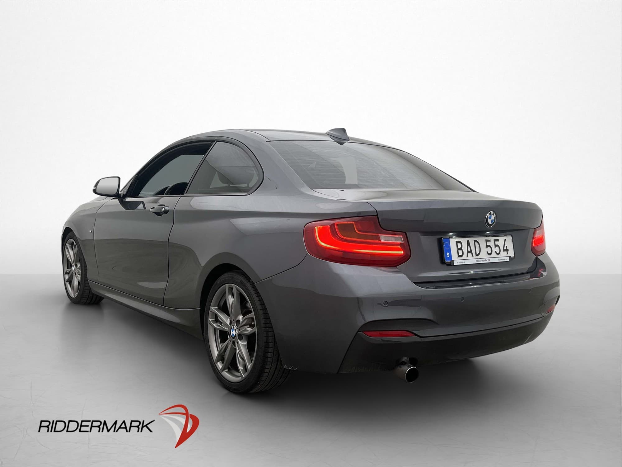 BMW 220