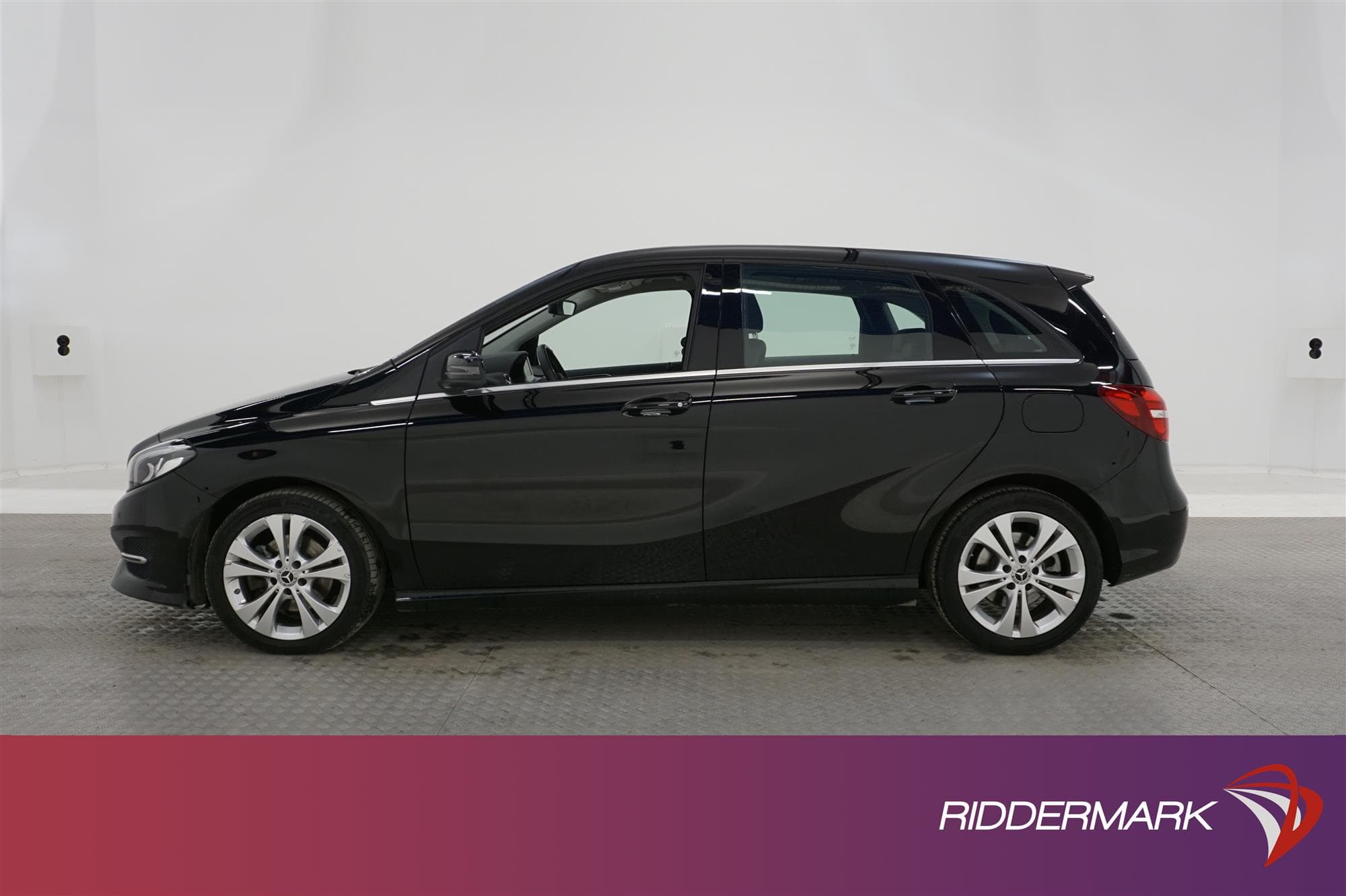 Mercedes-Benz B200 d 4Matic 136hk