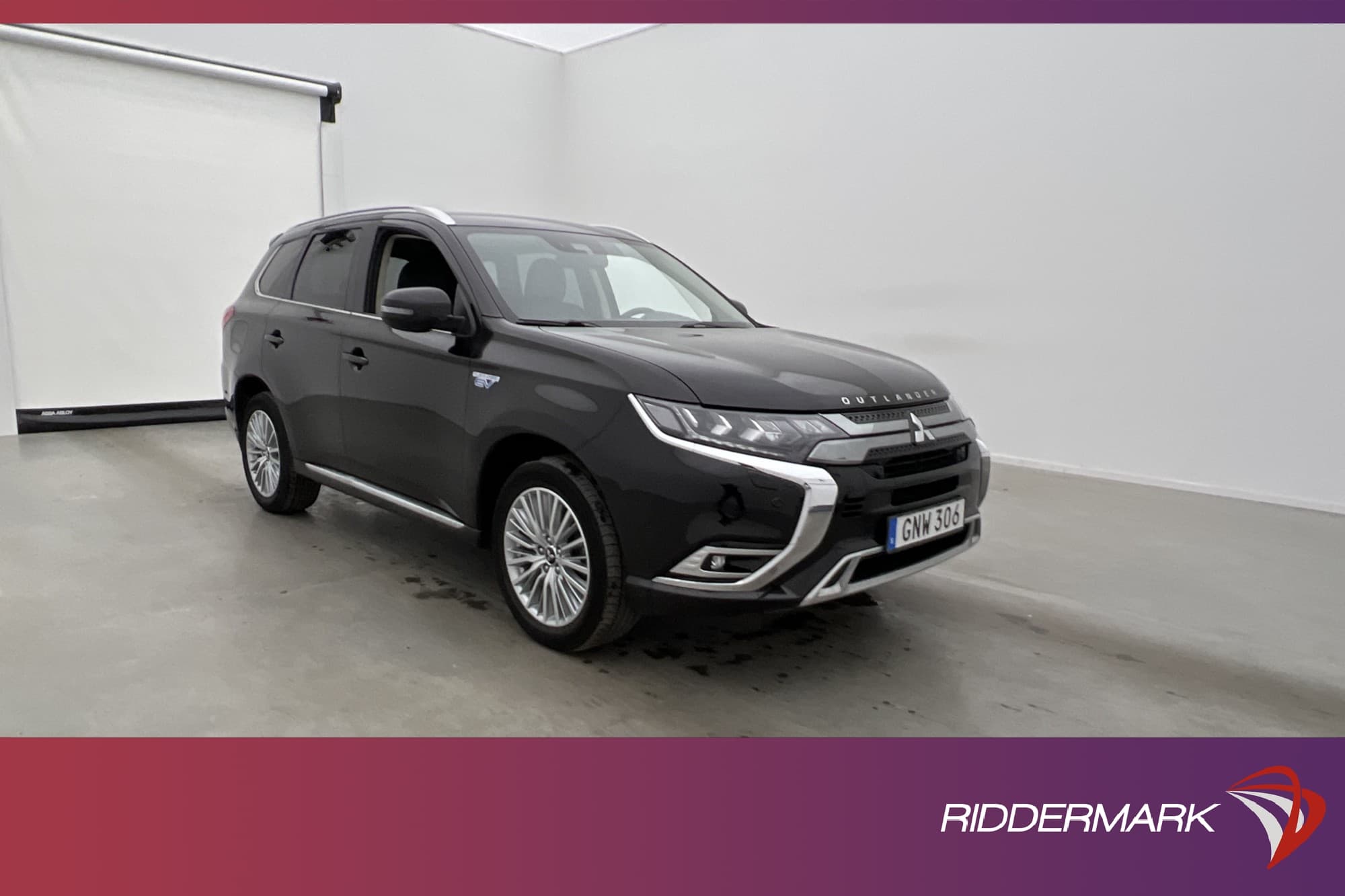 Mitsubishi Outlander PHEV 4WD 230hk