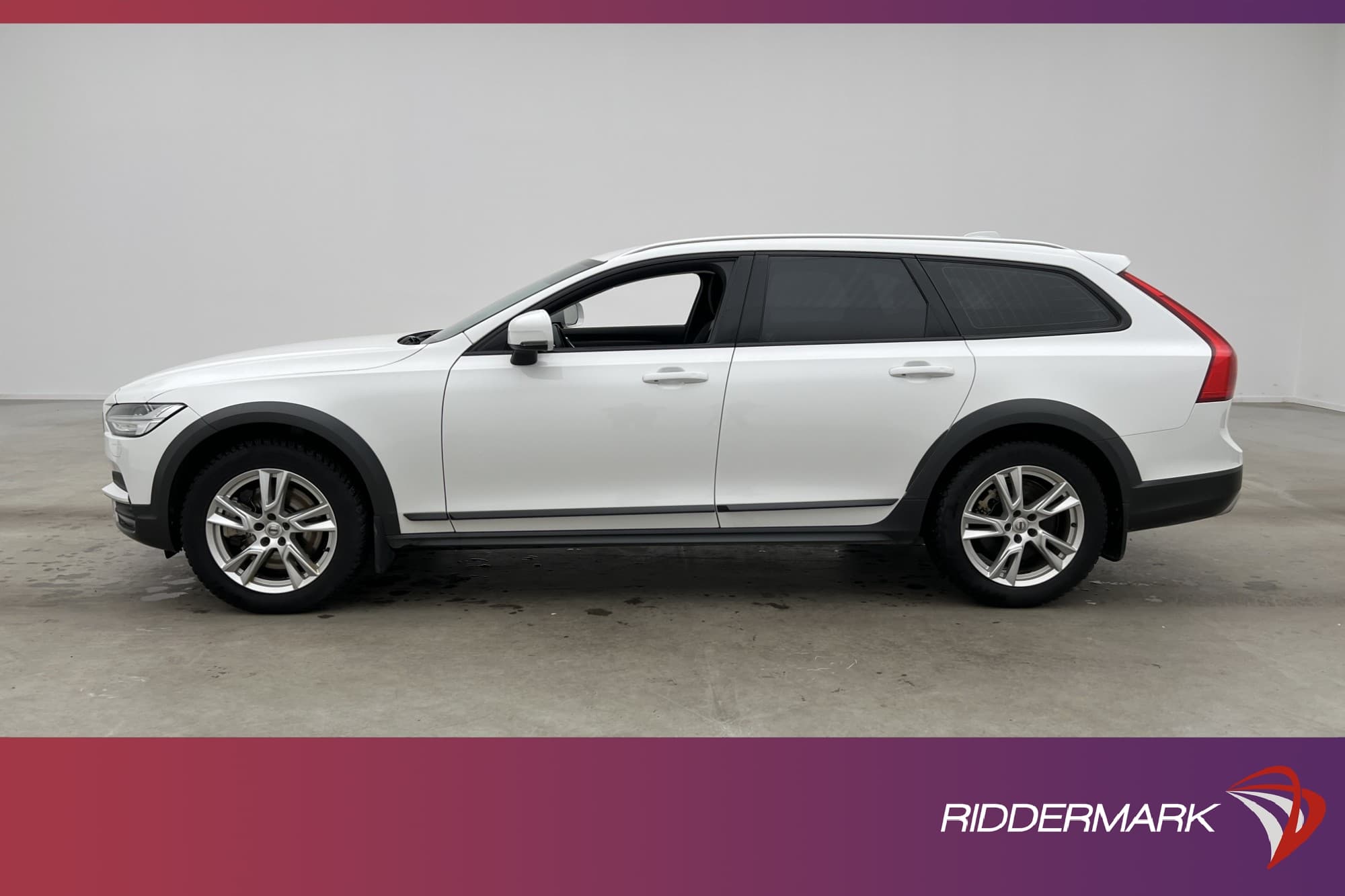 Volvo V90 Cross Country D4 AWD 190hk