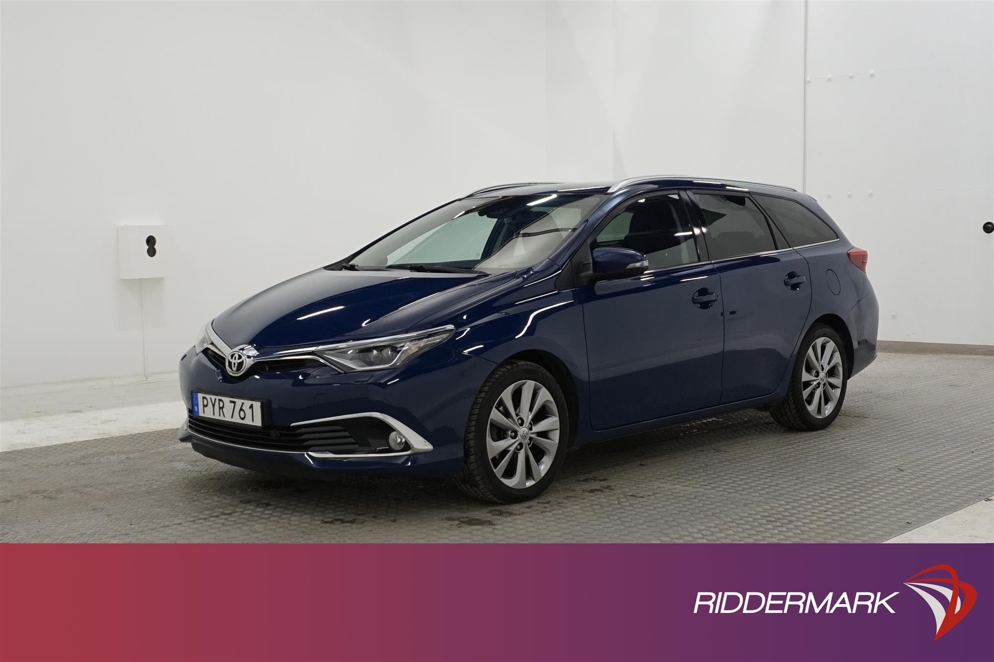 Toyota Auris 1.2 Turbo 116hk 1 Brukare M-Värm P-Pilot