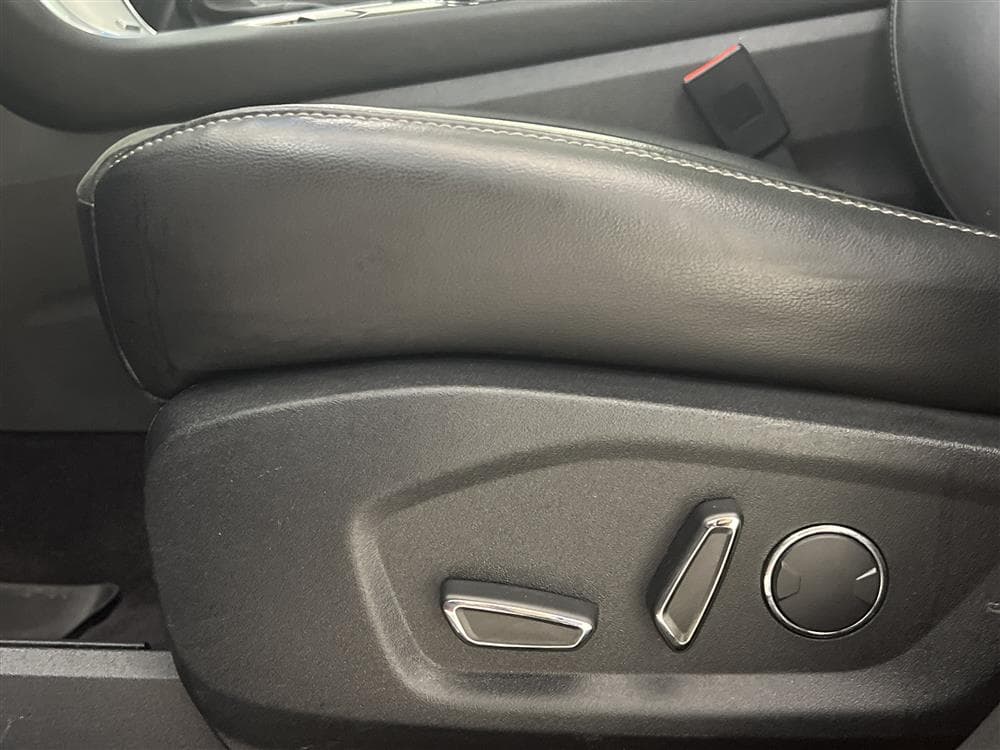 Ford Edge 2.0 210hk AWD Sport Pano Värmare Kamera 0,59l/milinteriör