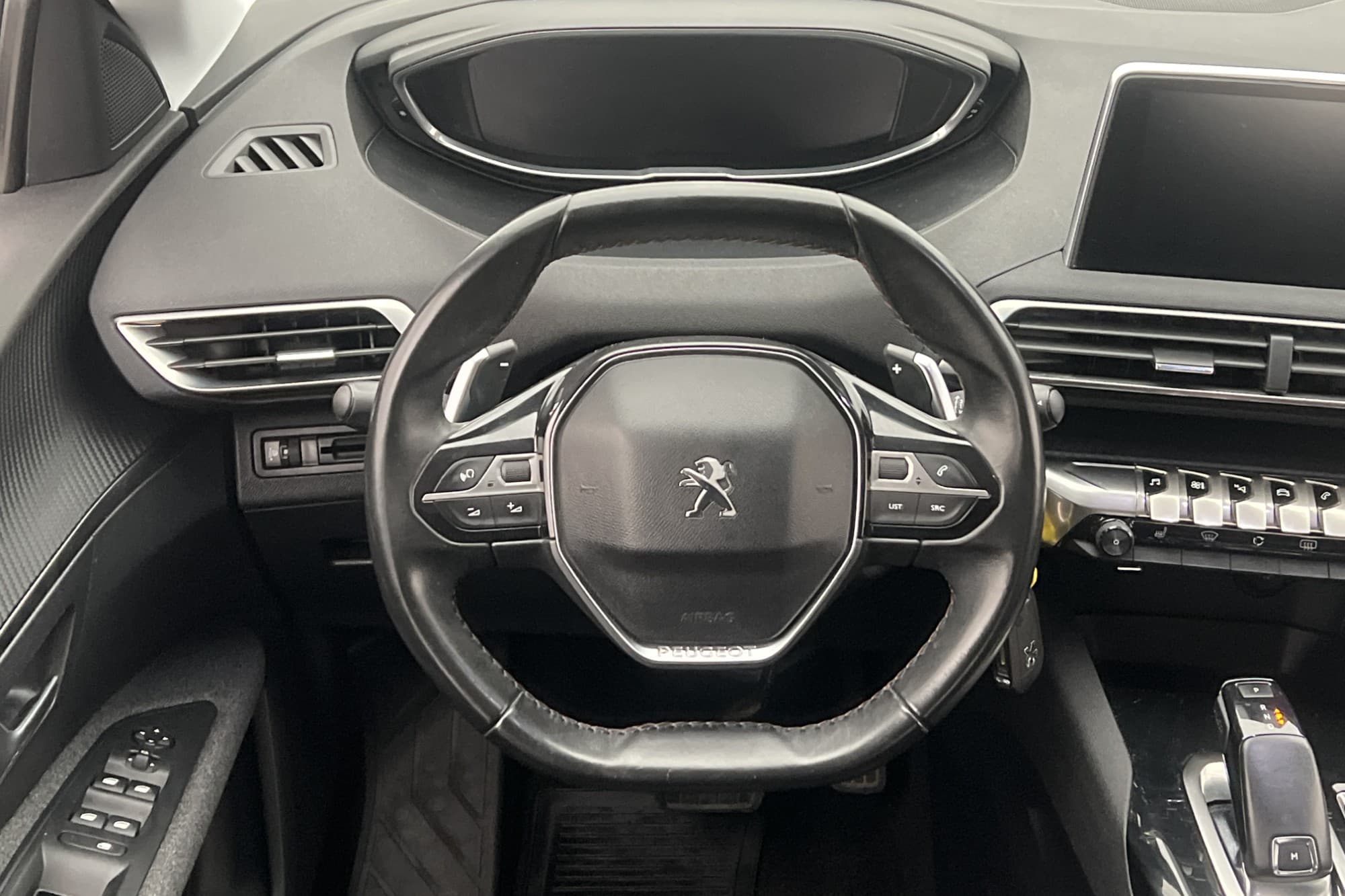 Peugeot 3008 1.2 PureTech 130hk Active P-Sensorer 0.52 l/mil