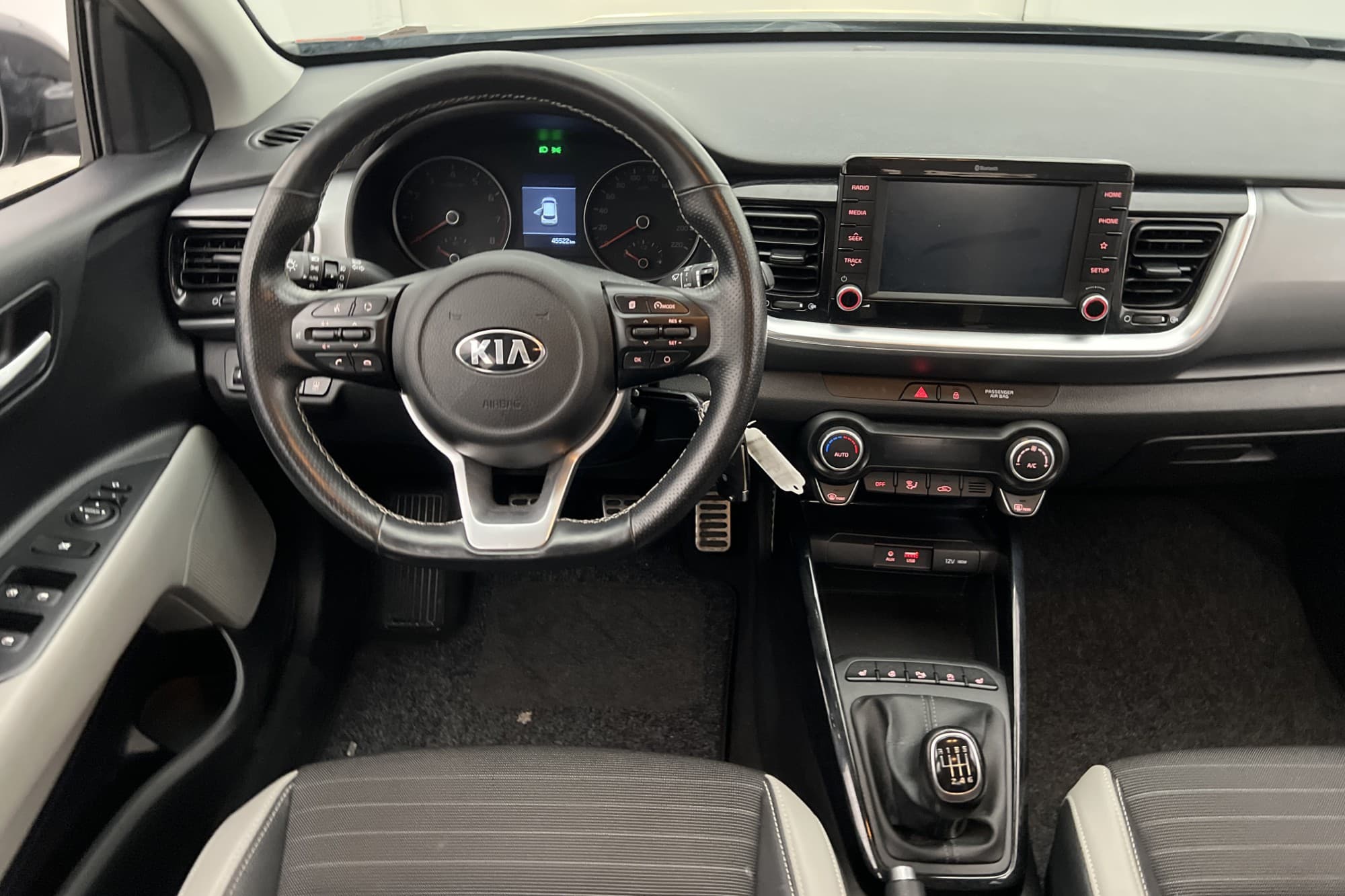 Kia Stonic T-GDI 120hk Advance Plus Kamera CarPlay Rattvärme