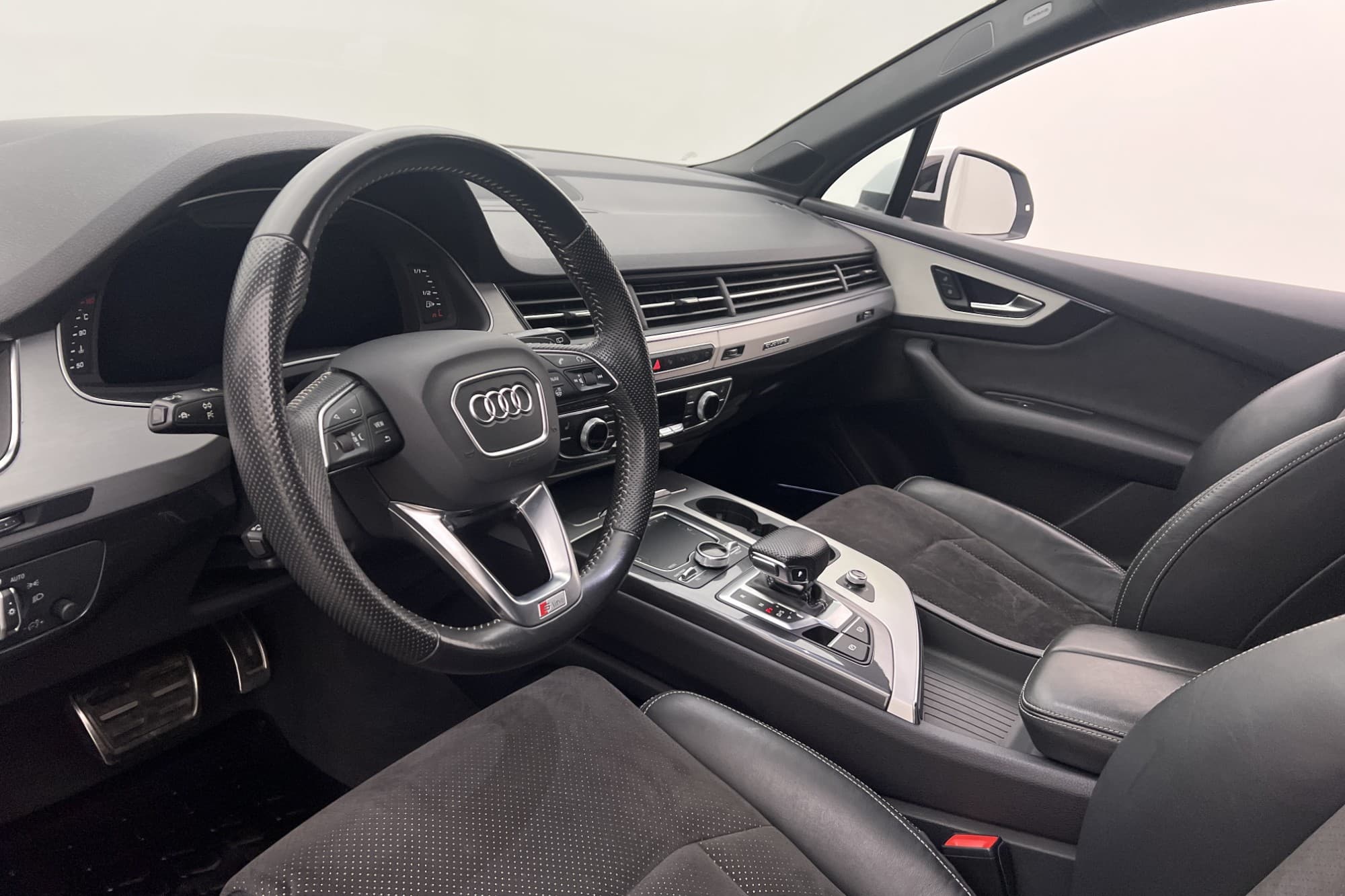 Audi Q7 50 TDI Q 286hk S-Line 7-Sit BOSE Cockpit D-Värm Luft