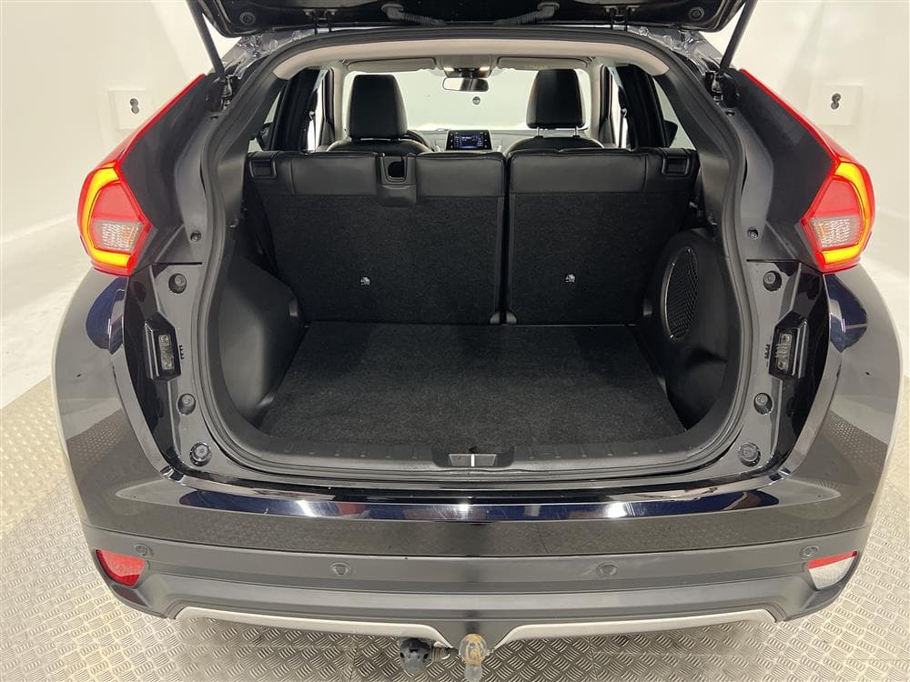 Mitsubishi Eclipse Cross 1.5 4WD 163hk HUD Pano 360° Värmare