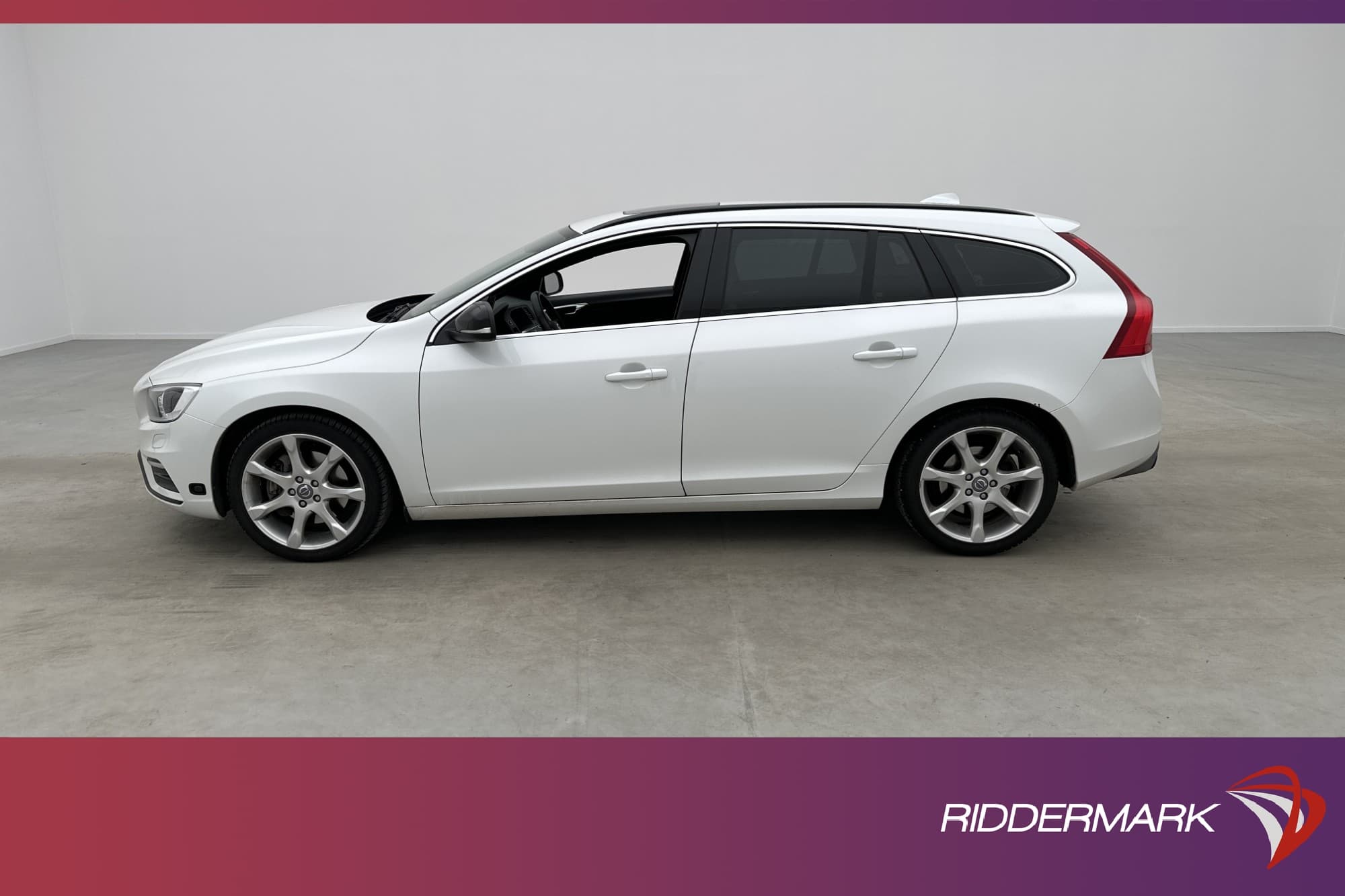 Volvo V60 T6 304hk AWD R-Design