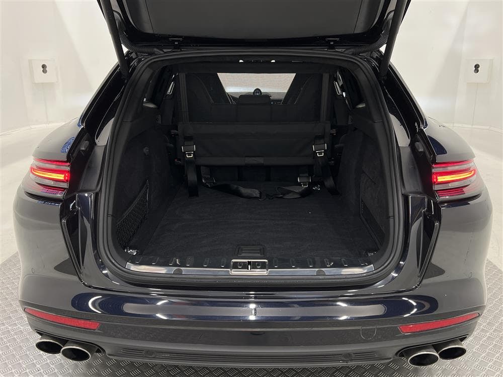 Porsche Panamera Turbo S E-Hybrid 680hk Kolfiber Pano Burmes