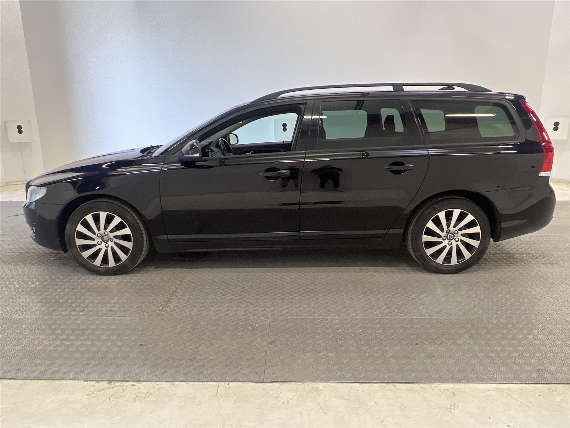Volvo V70 T4 180hk