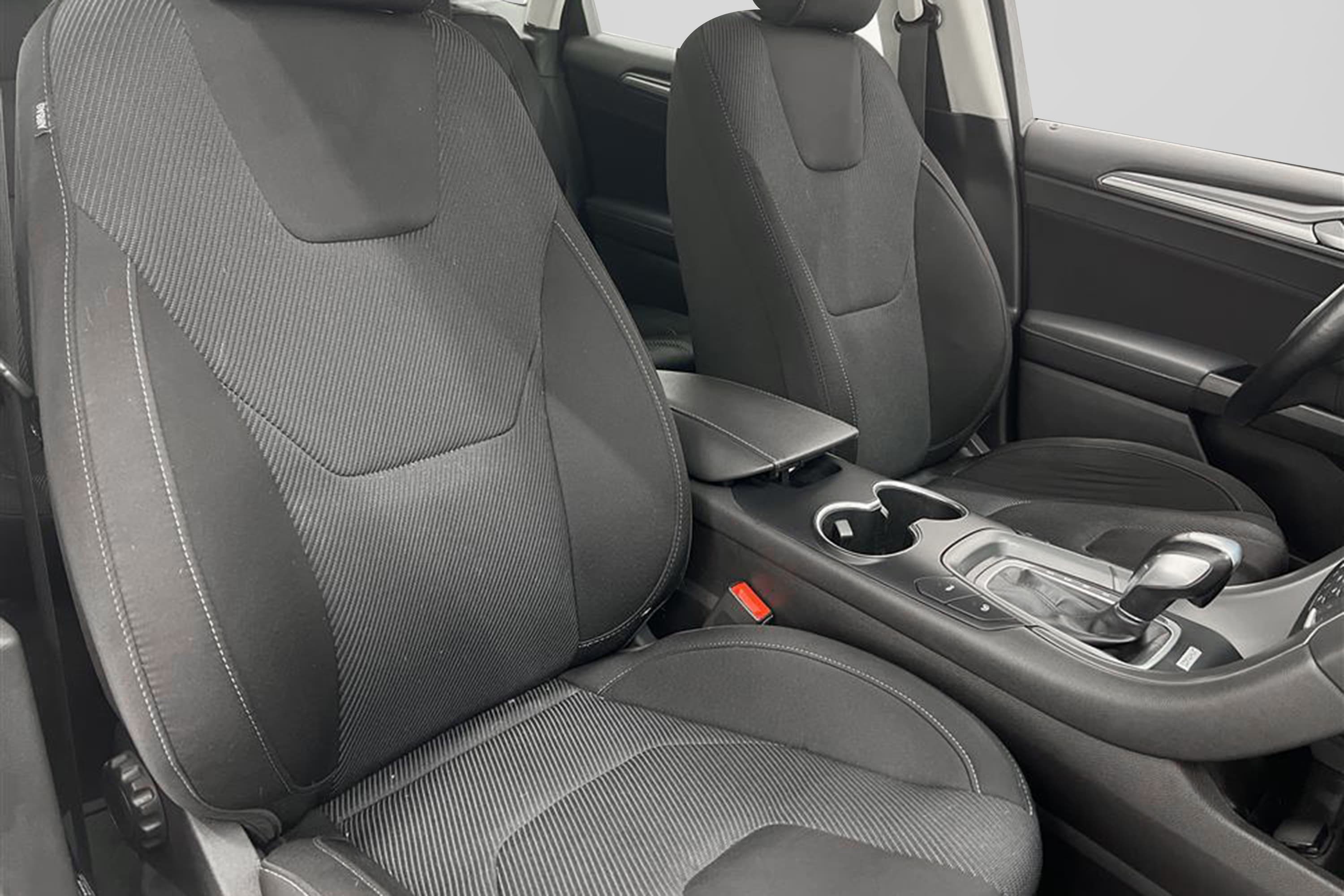 Ford Mondeo 2.0 TDCi AWD 180hk Navi Kamera Värmare 0,52l/mil