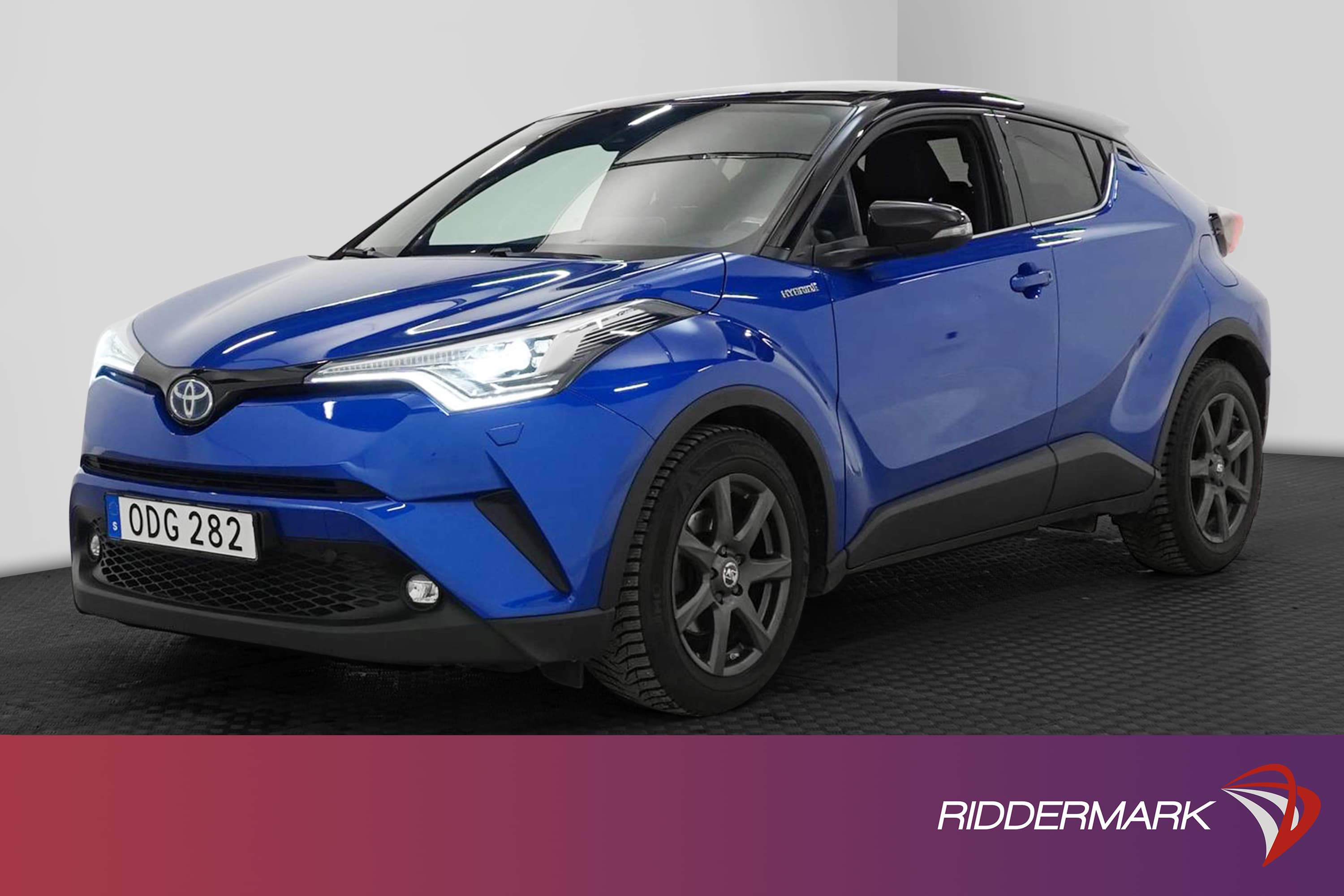 Toyota C-HR Hybrid CVT 122hk JBL Skinn Nyservad 1 Brukare