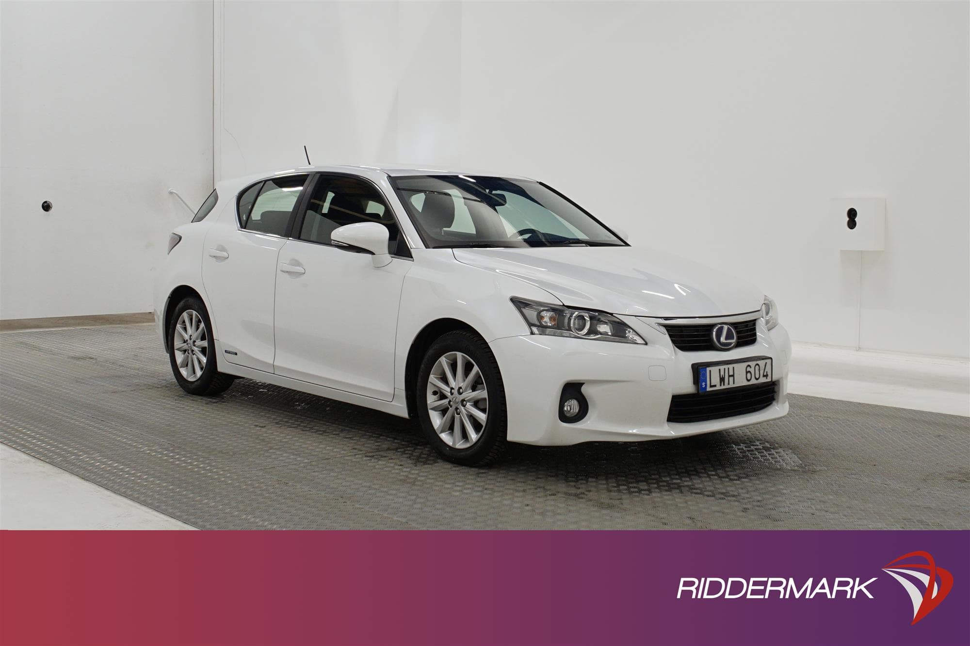 Lexus CT 200h 1.8 136hk
