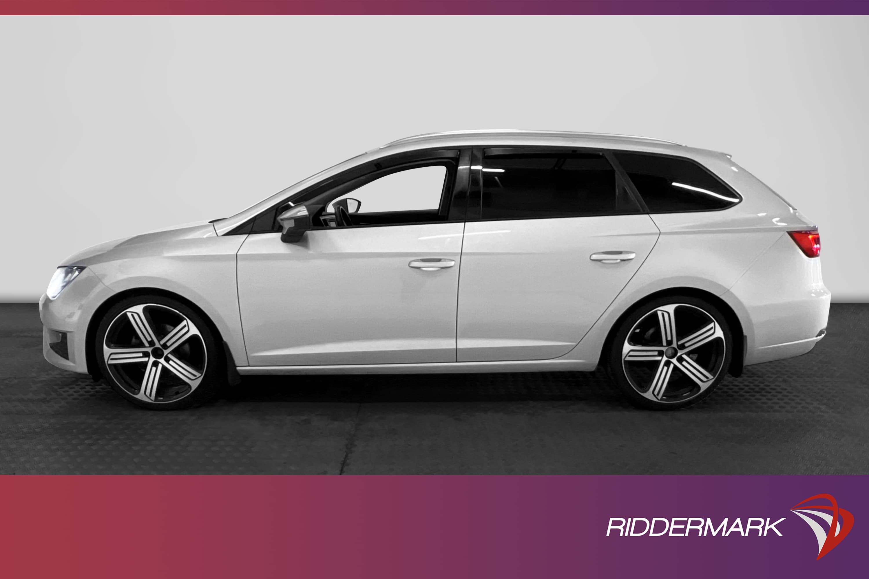 SEAT Leon ST 1.4 TSI 140hk FR Låg Skatt 0,45l/mil PDC 