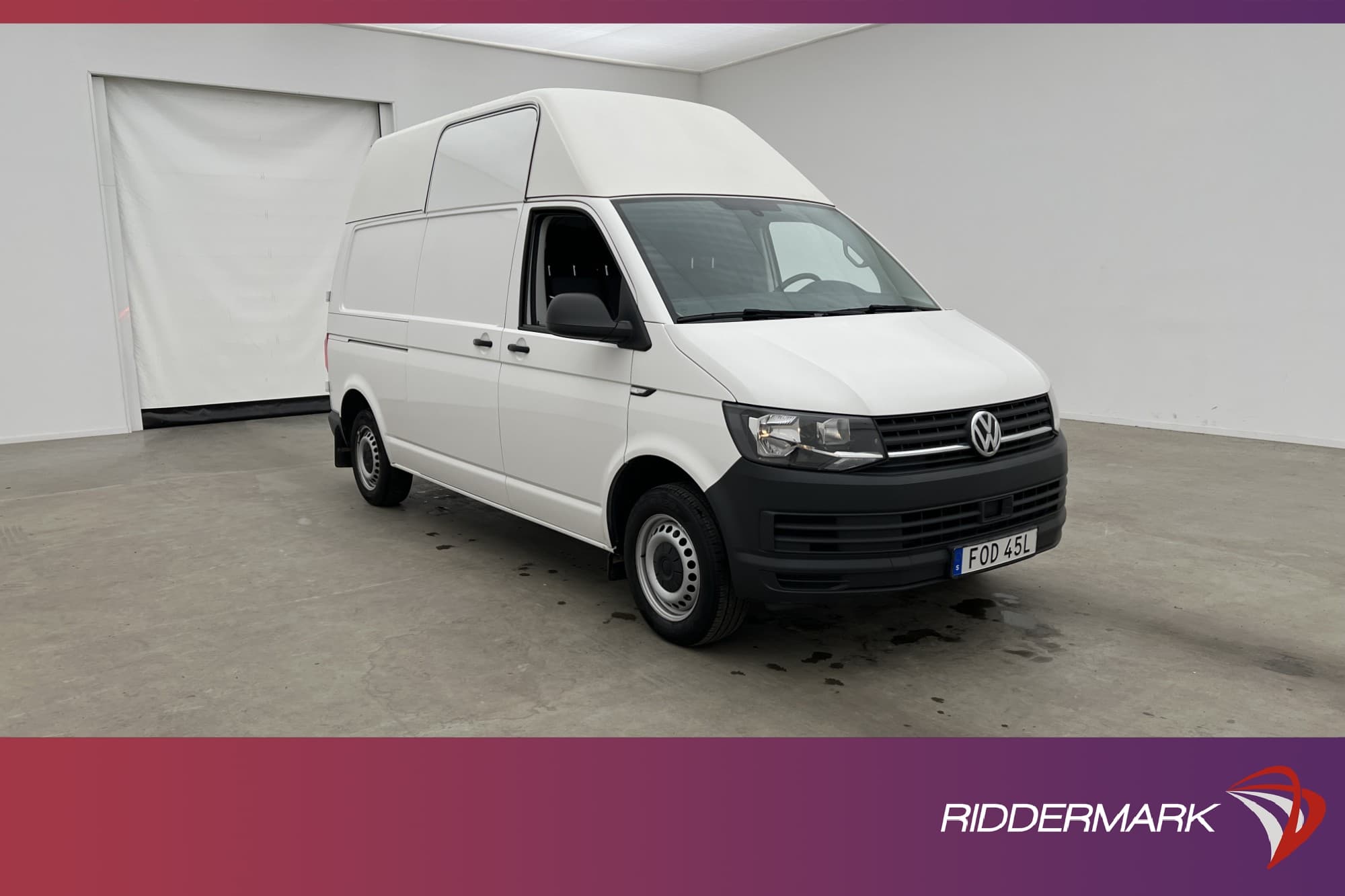 Volkswagen Transporter L2H3 2.0TDI Värmare Dragkrok PDC Moms