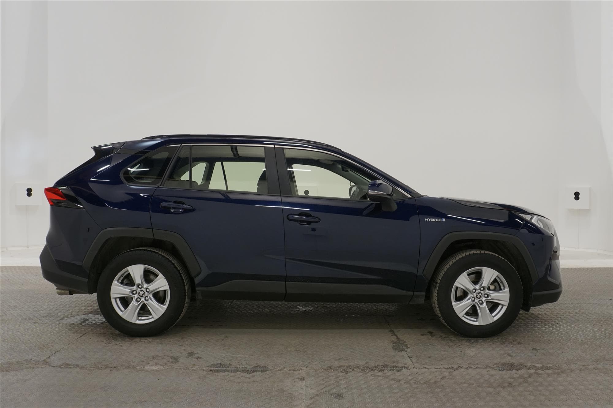 Toyota RAV4 Hybrid AWD 222hk 1 Brukare Drag Keyless B-Kam 