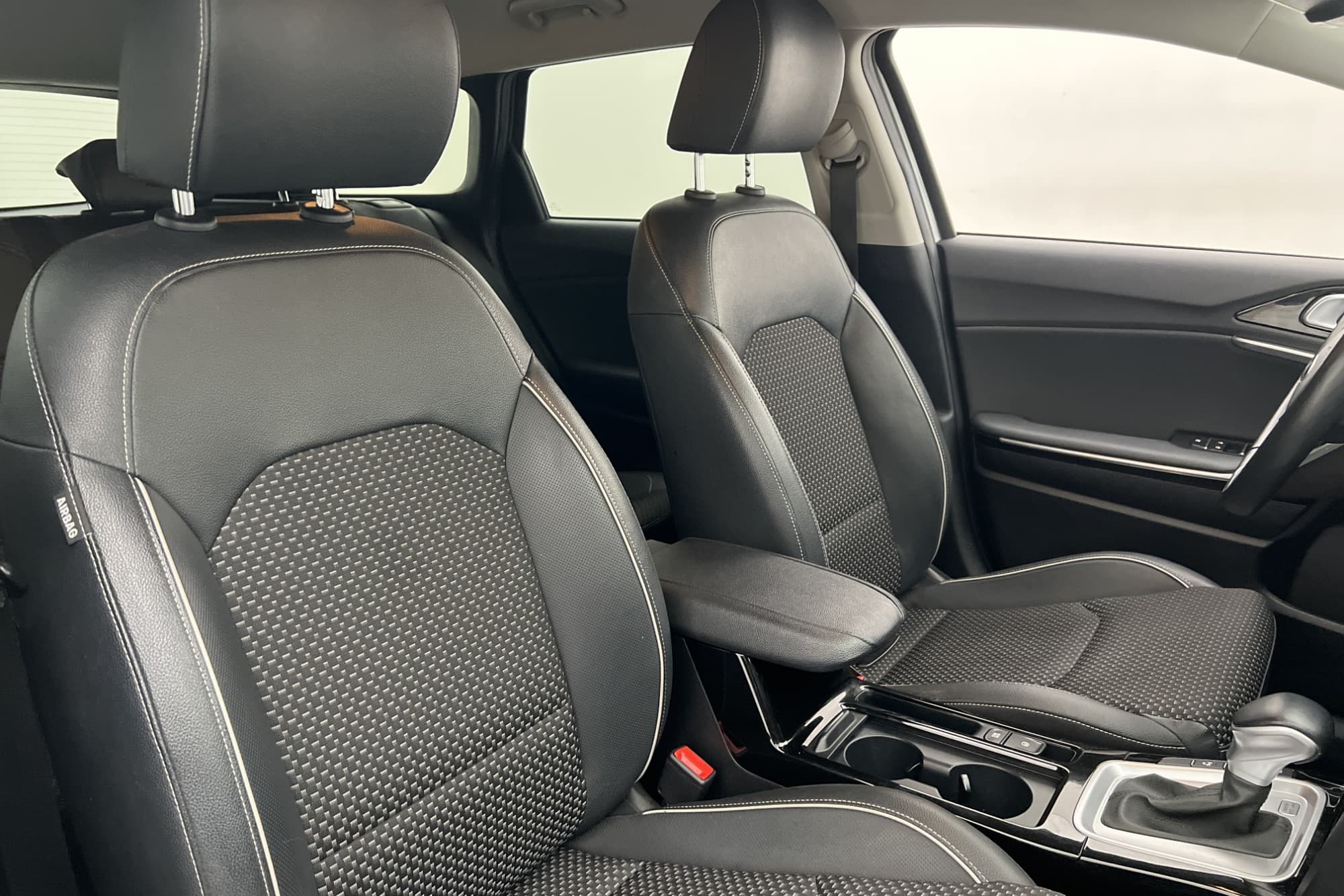 Kia Ceed Sportswagon Plug-in Advance Plus Kamera Rattvärme