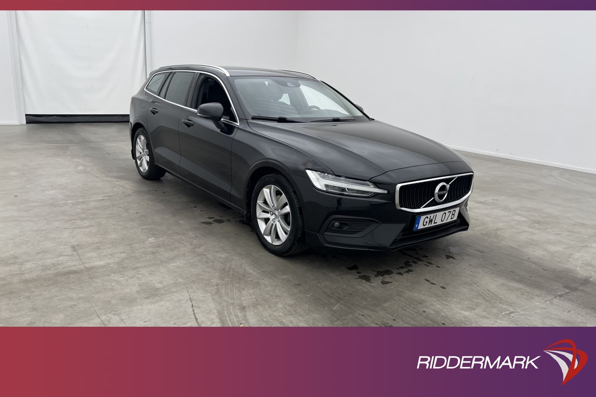 Volvo V60 B4