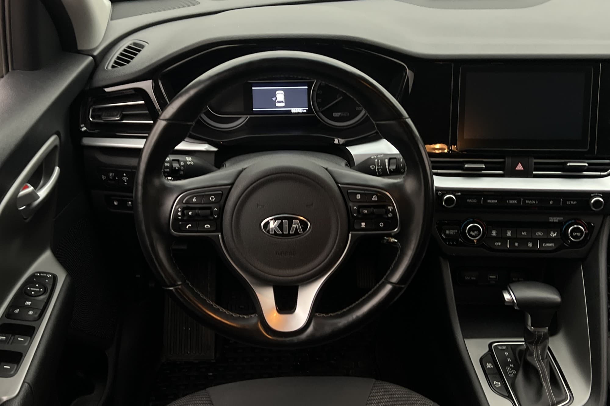 Kia Niro P-HEV 141hk Advance M&K-Värmare Drag Kamera CarPlay