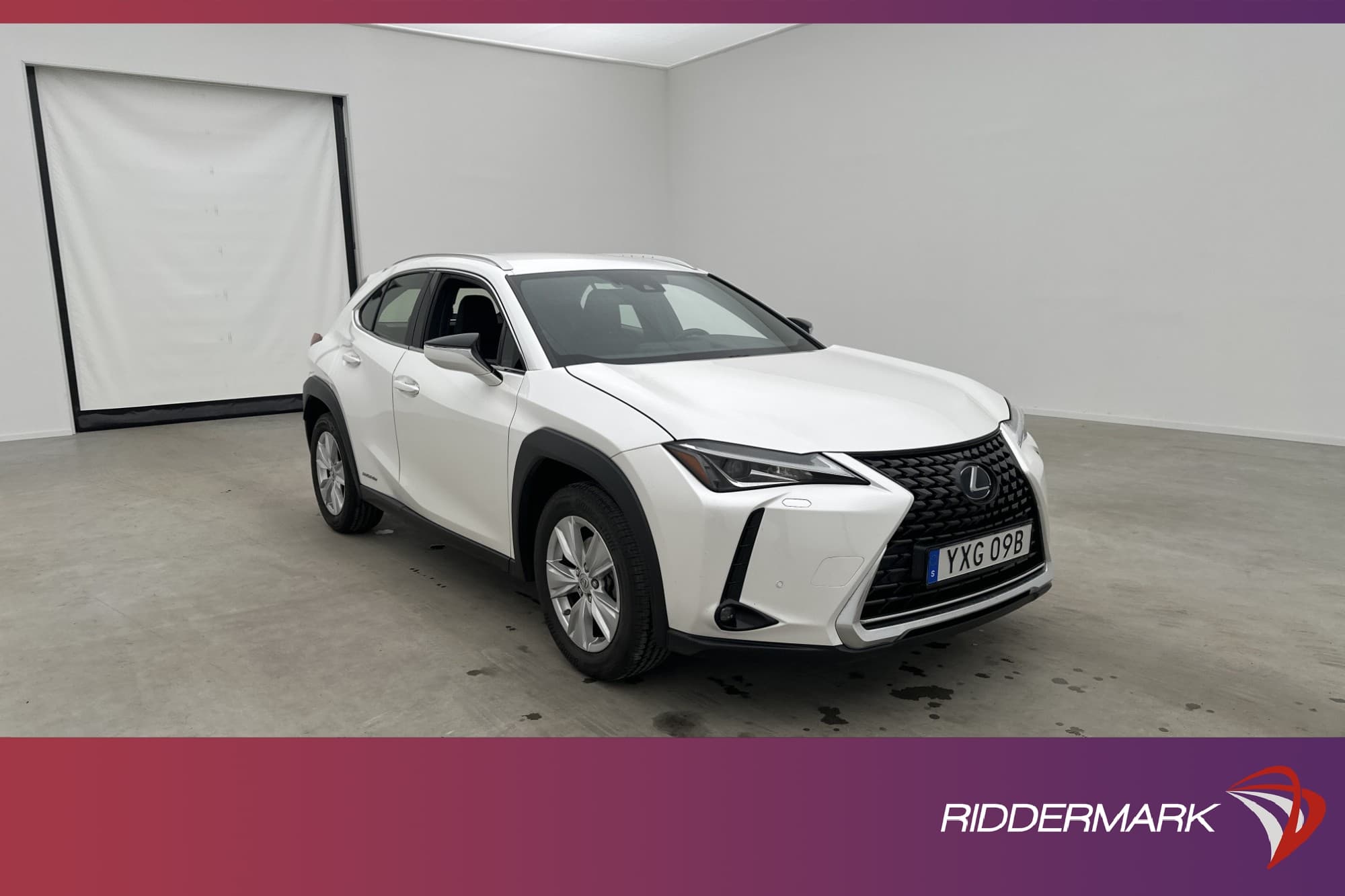 Lexus UX 250h CVT 184hk